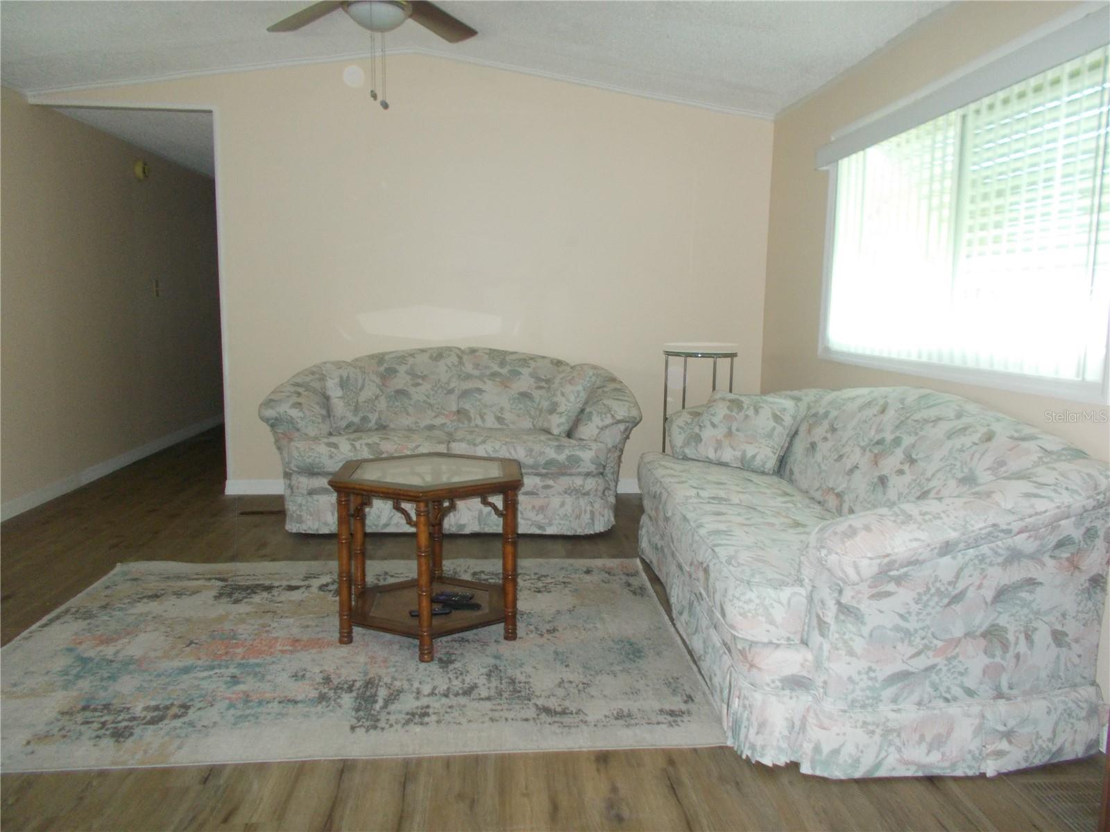 6420 HAELE CT — photo 12