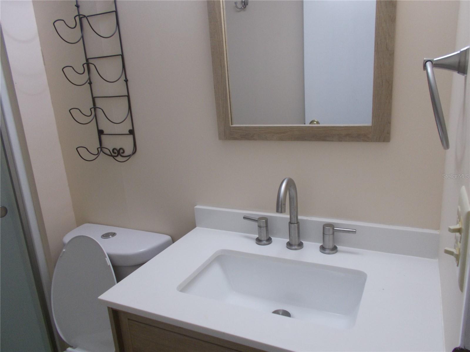 6420 HAELE CT — photo 21