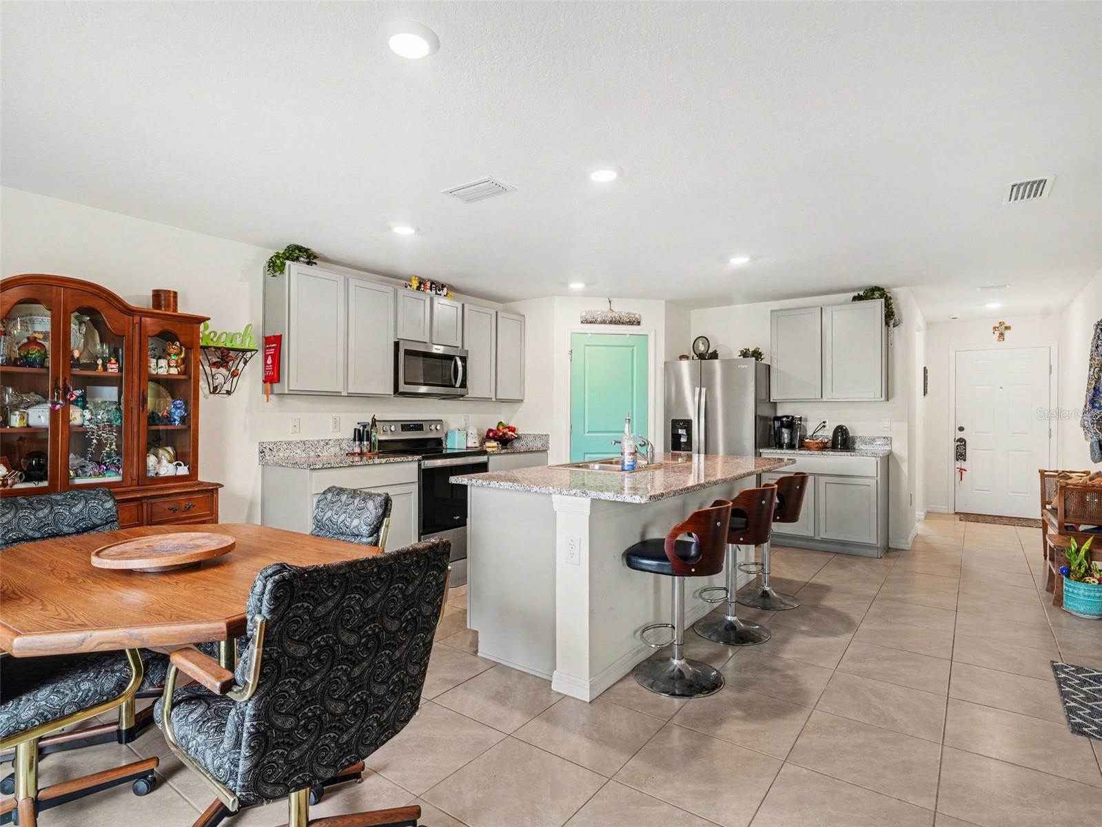 4114 DOVETAIL LN — photo 10
