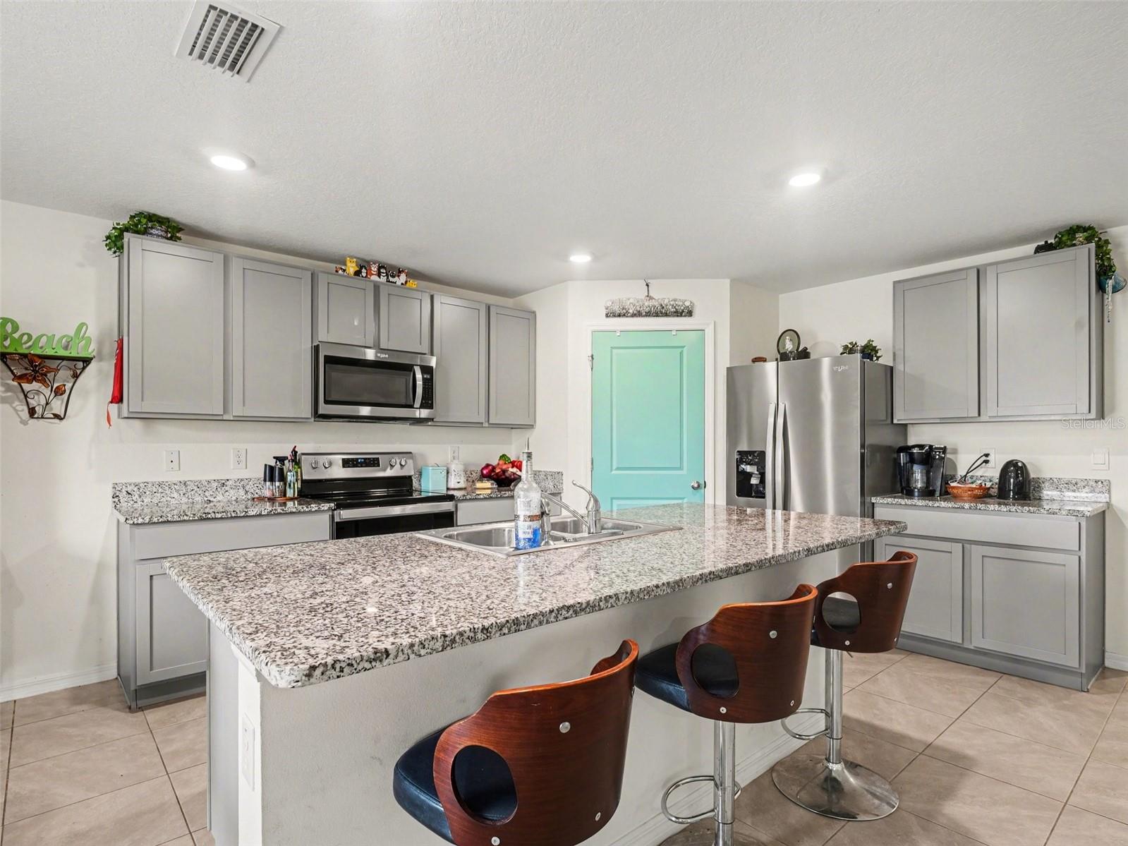 4114 DOVETAIL LN — photo 2