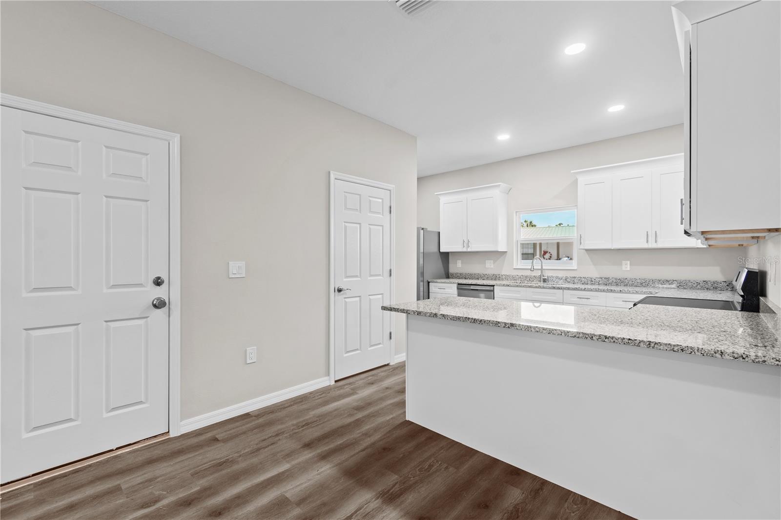 5009 FINDERS CT — photo 4