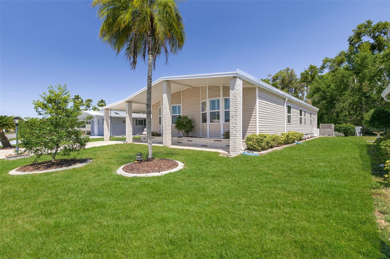209 VISTORIA DR — photo 4