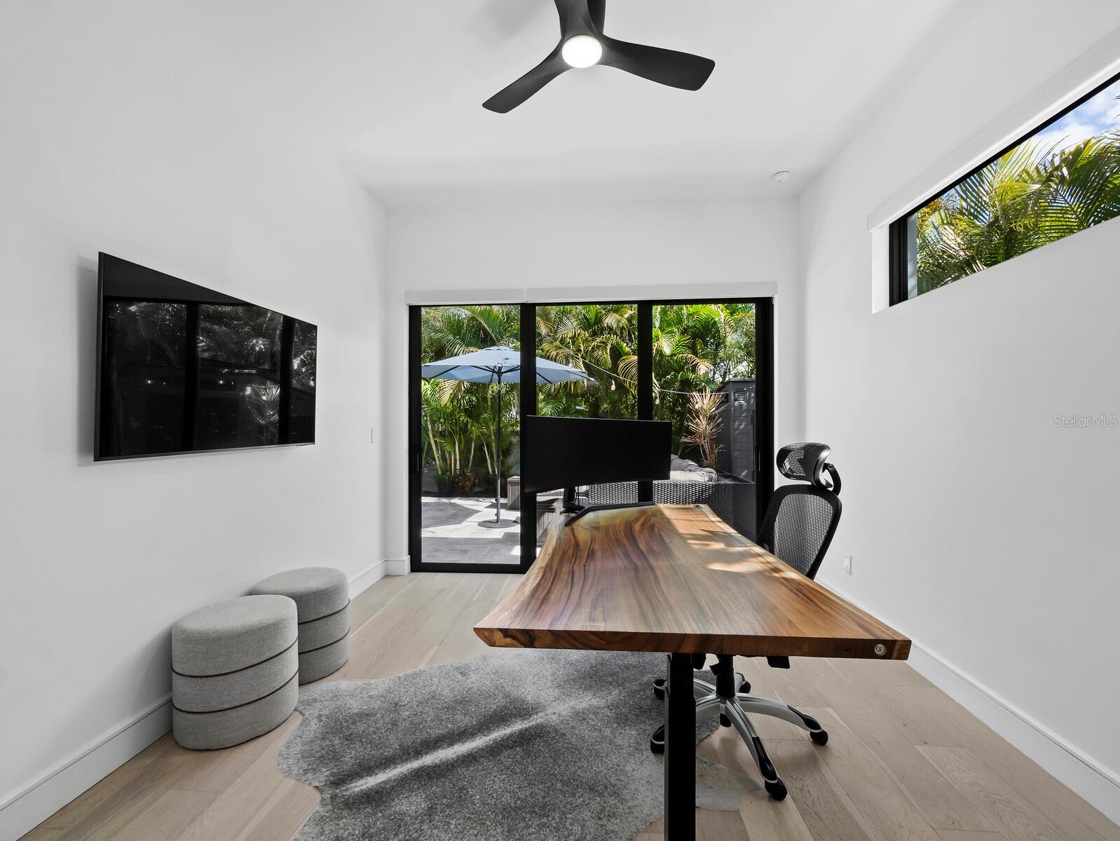 1717 ALTA VISTA ST — photo 24