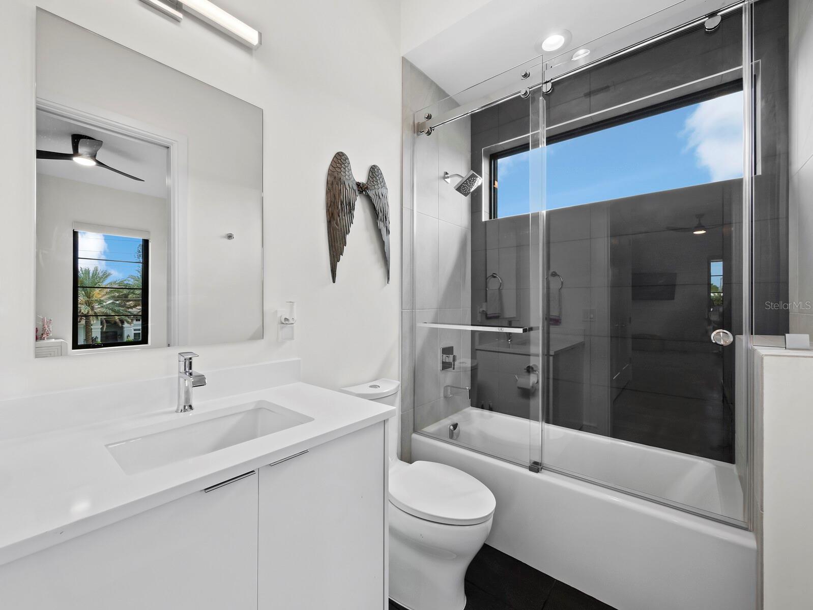 1717 ALTA VISTA ST — photo 34