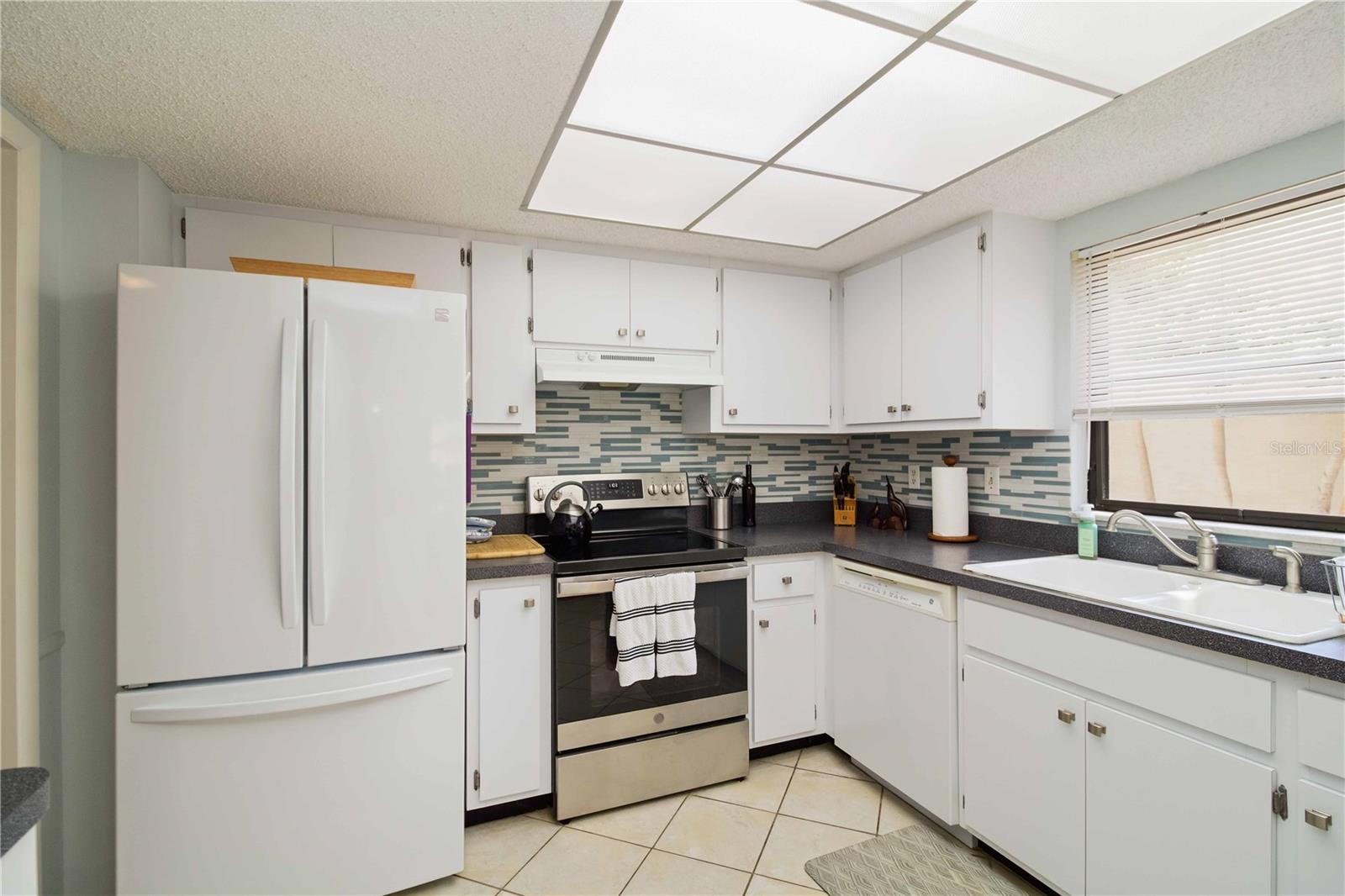 1400 BARCARROTA BLVD #201 — photo 10