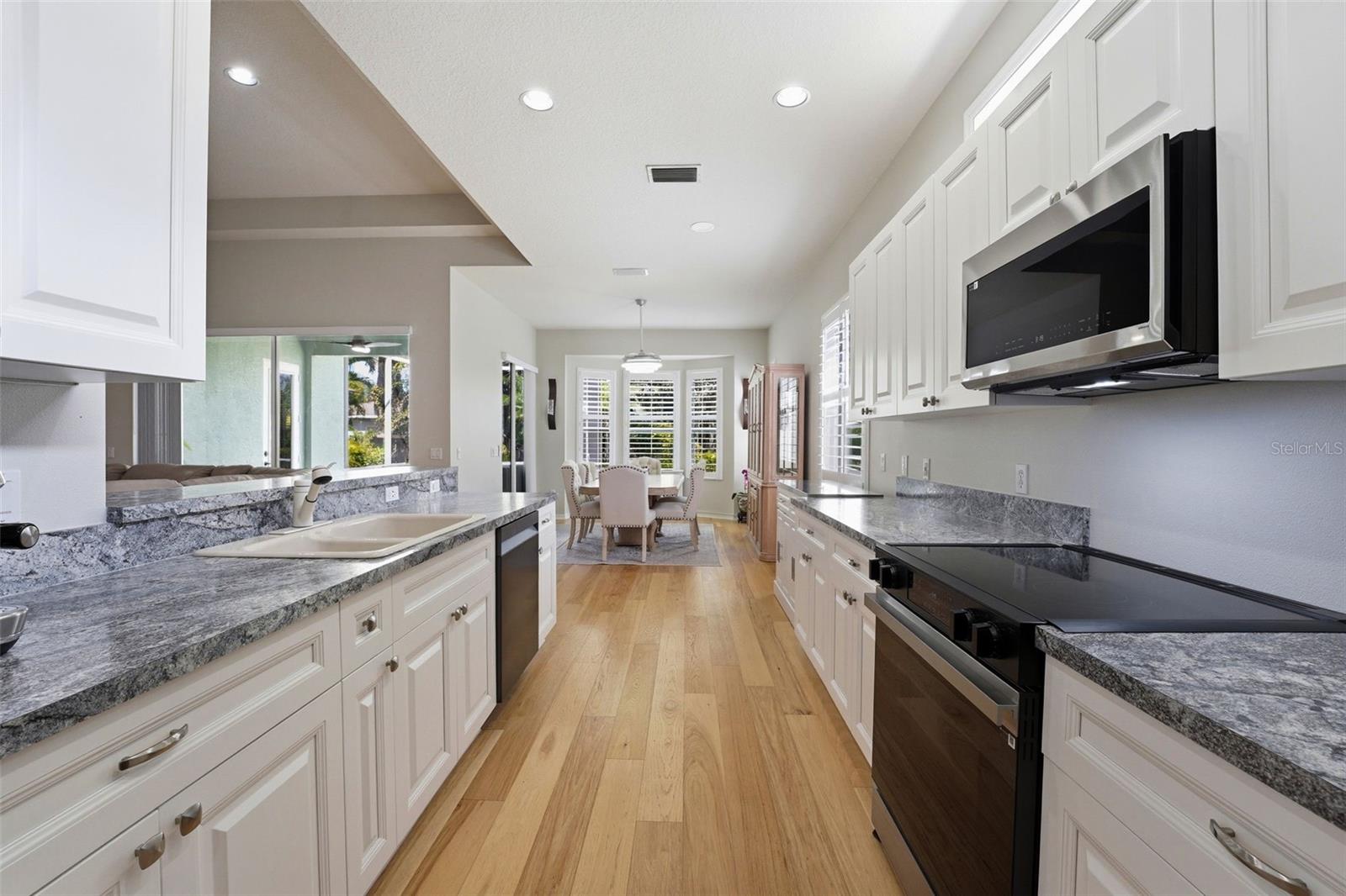 132 TALL TREES CT — photo 14