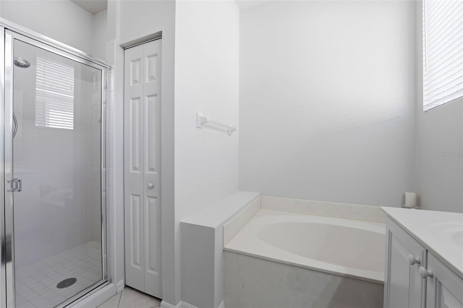 132 TALL TREES CT — photo 22