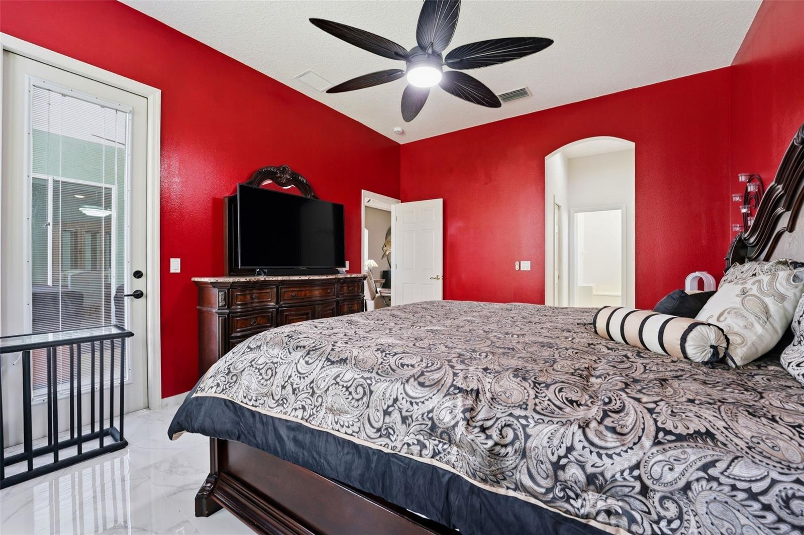 132 TALL TREES CT — photo 19