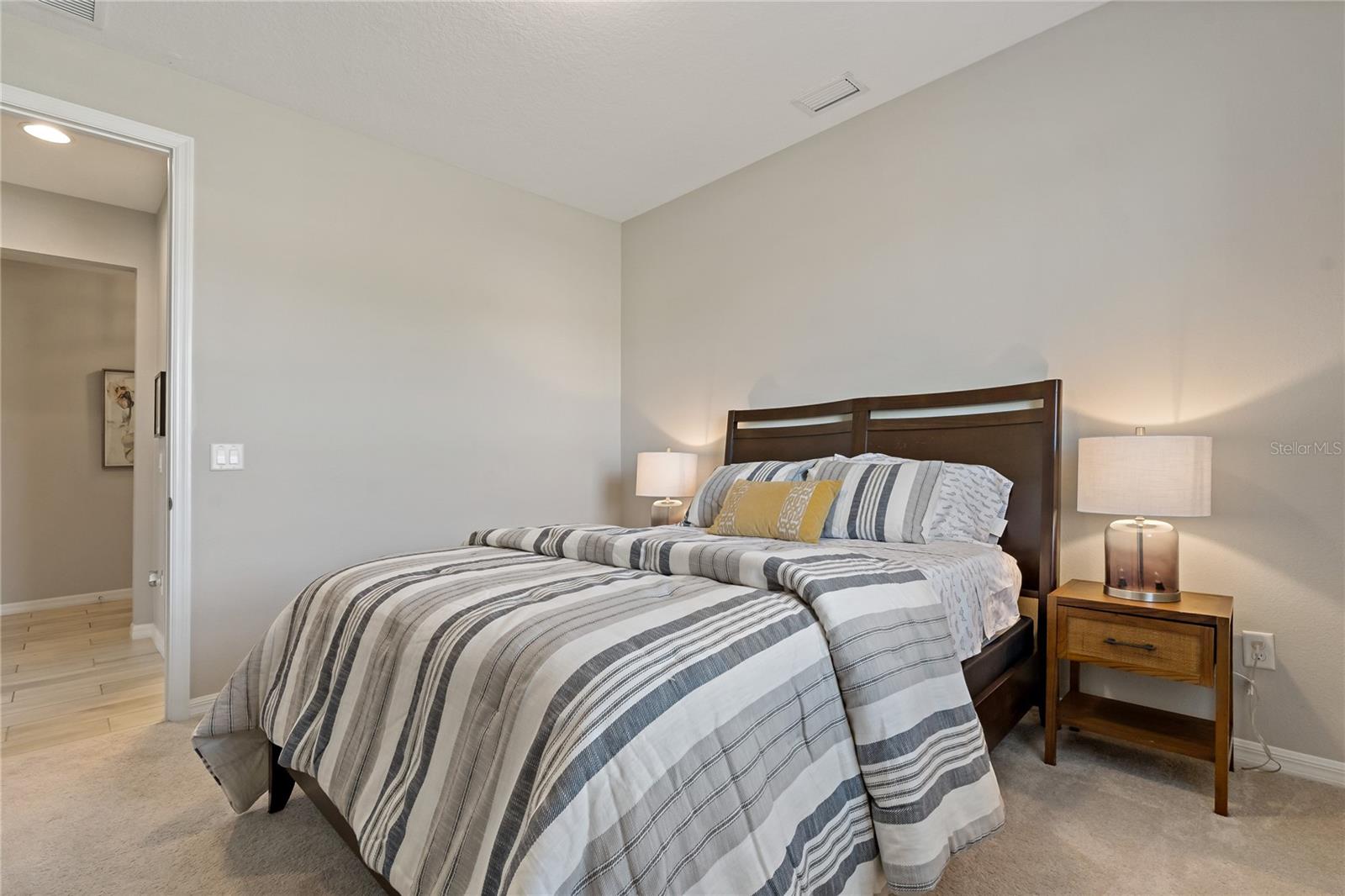 4604 TOBERMORY WAY — photo 40