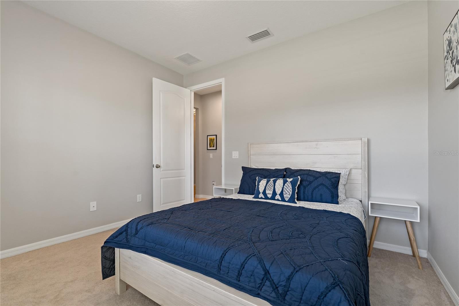 4604 TOBERMORY WAY — photo 38