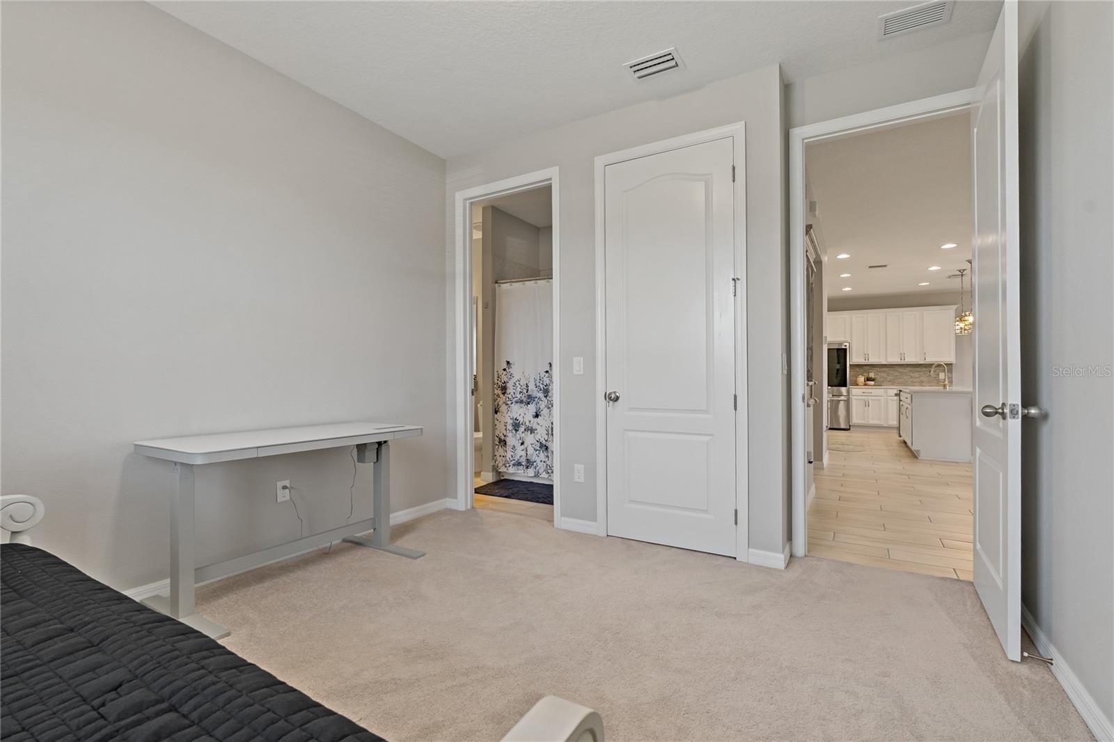 4604 TOBERMORY WAY — photo 33
