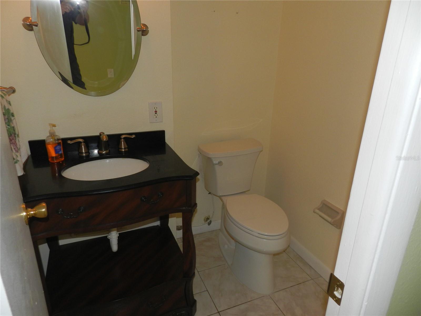 Home in BELLEAIR BLUFFS — photo 15