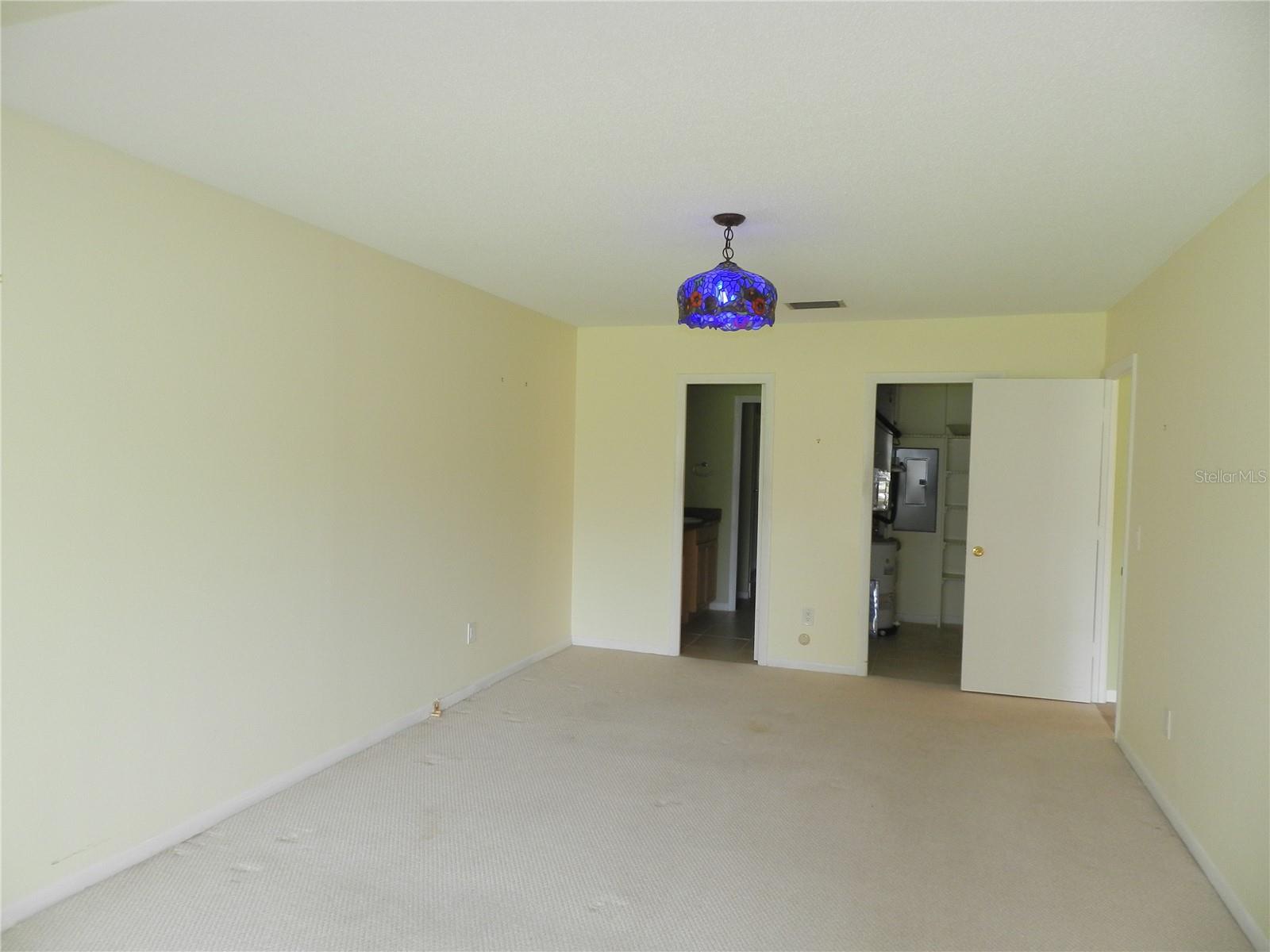 Home in BELLEAIR BLUFFS — photo 19
