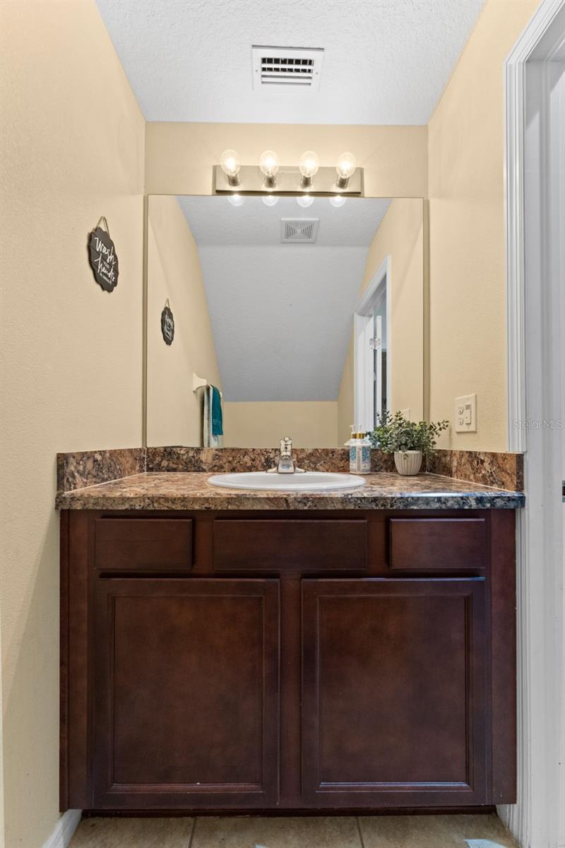 11620 WARREN OAKS PL — photo 37
