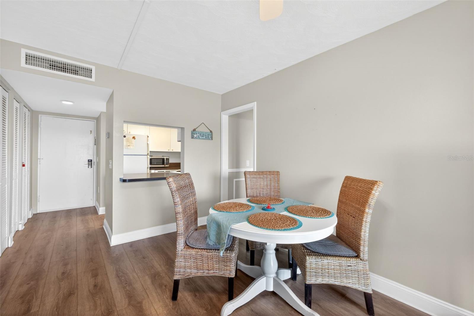19451 GULF BLVD #204 — photo 10