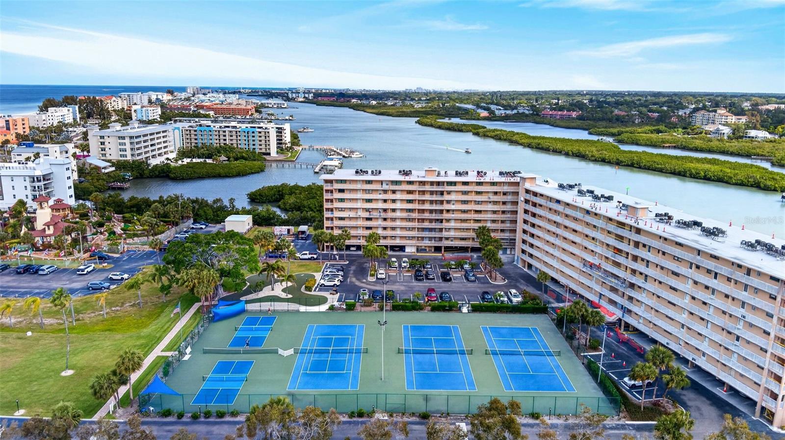 19451 GULF BLVD #204 — photo 3