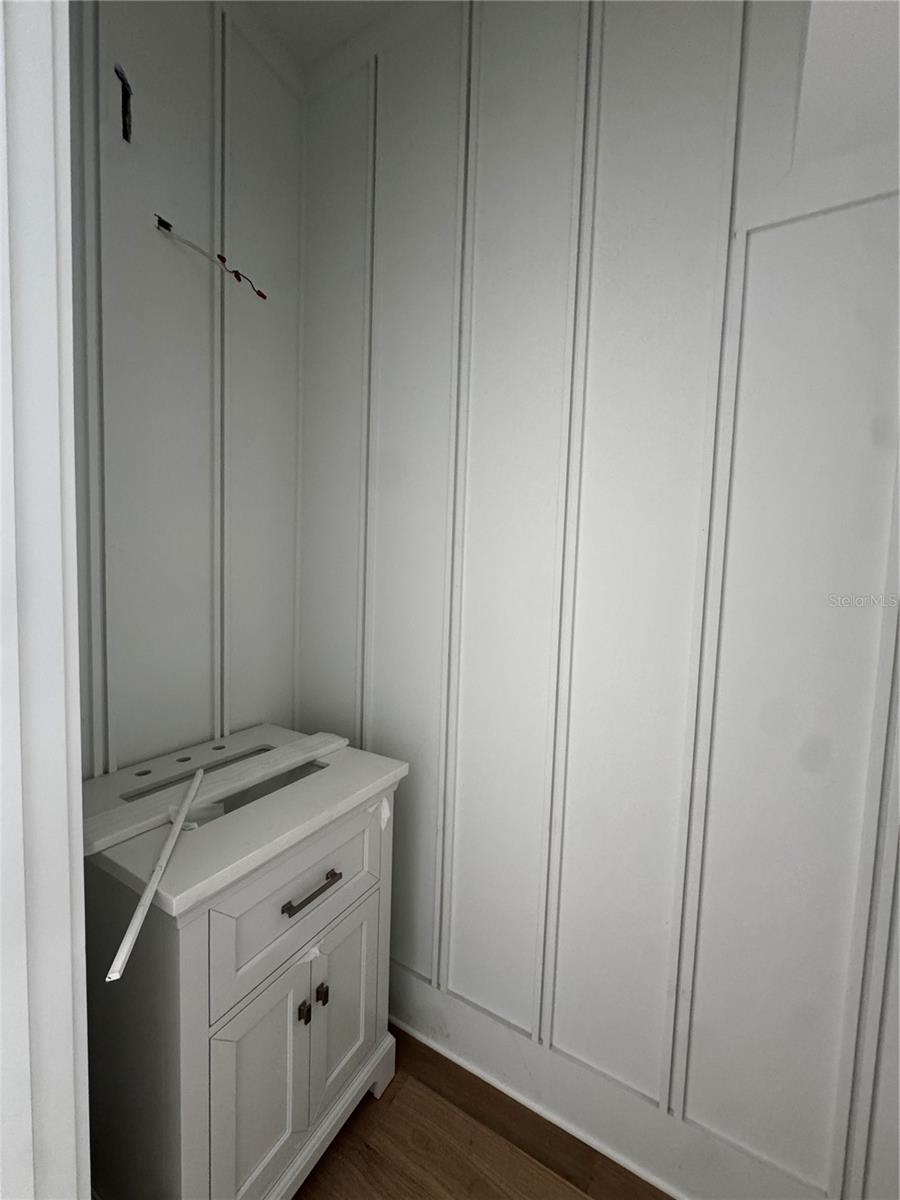 2303 GLENWOOD DR — photo 22