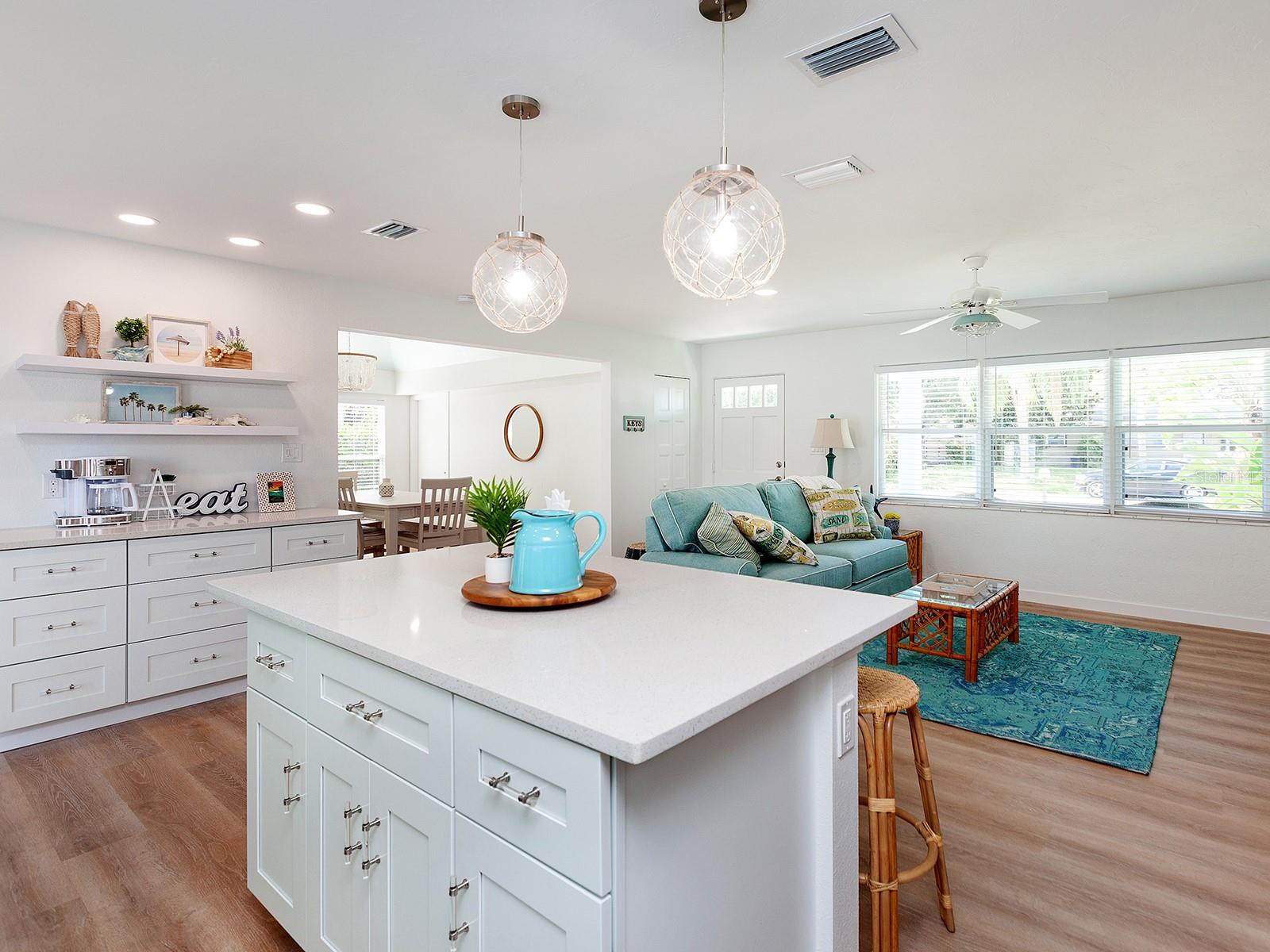 3049 WOOD ST — photo 8