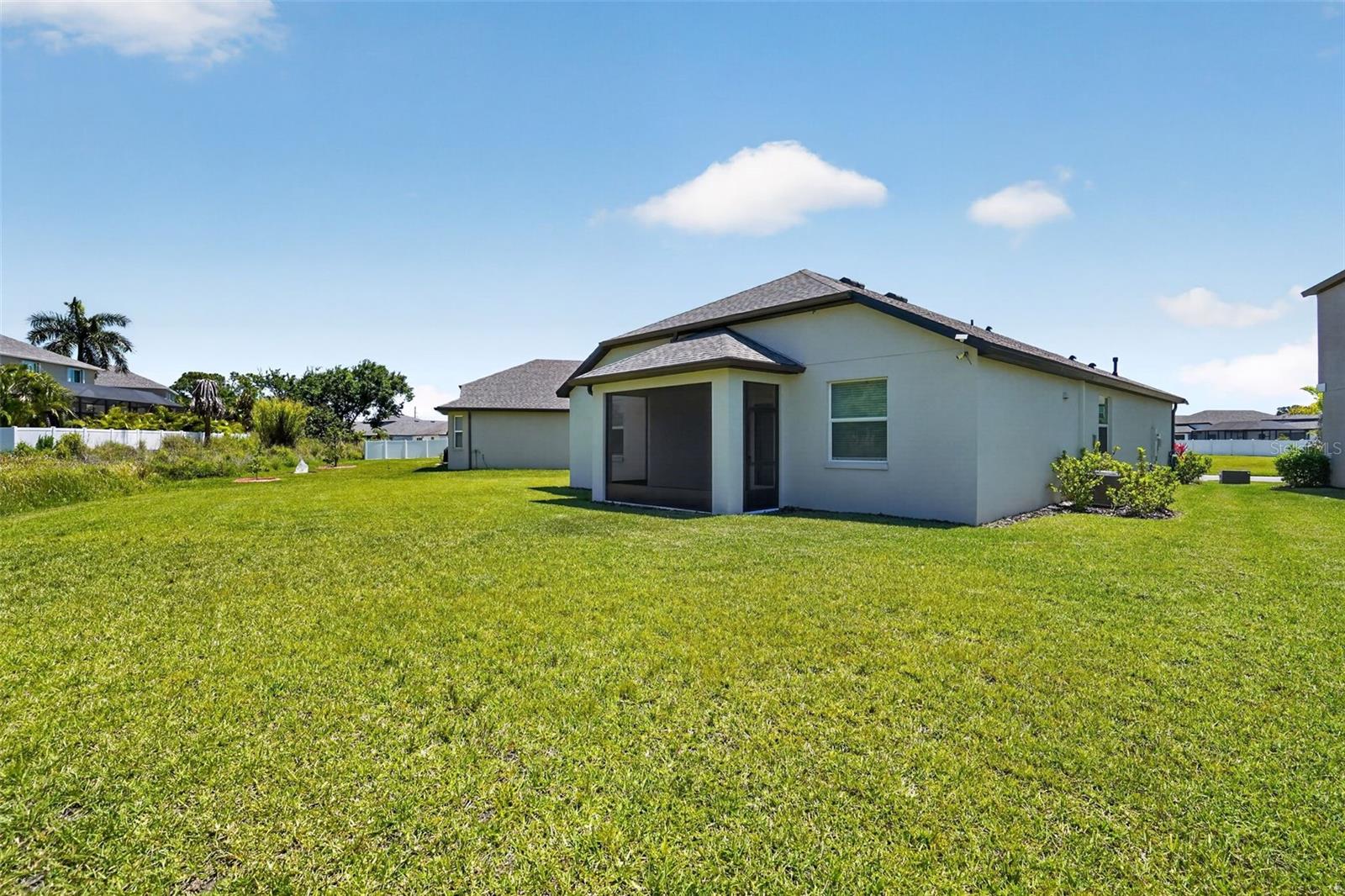 8131 TEA OLIVE TER — photo 24
