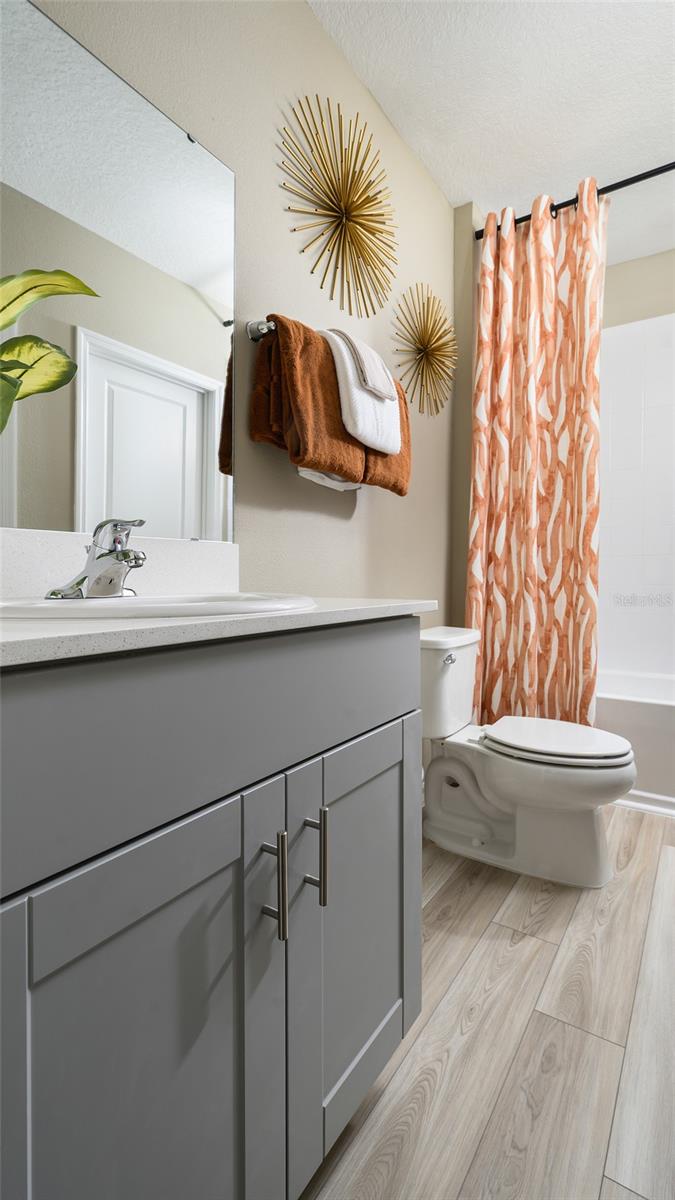 36676 THORNHEDGE DR — photo 12