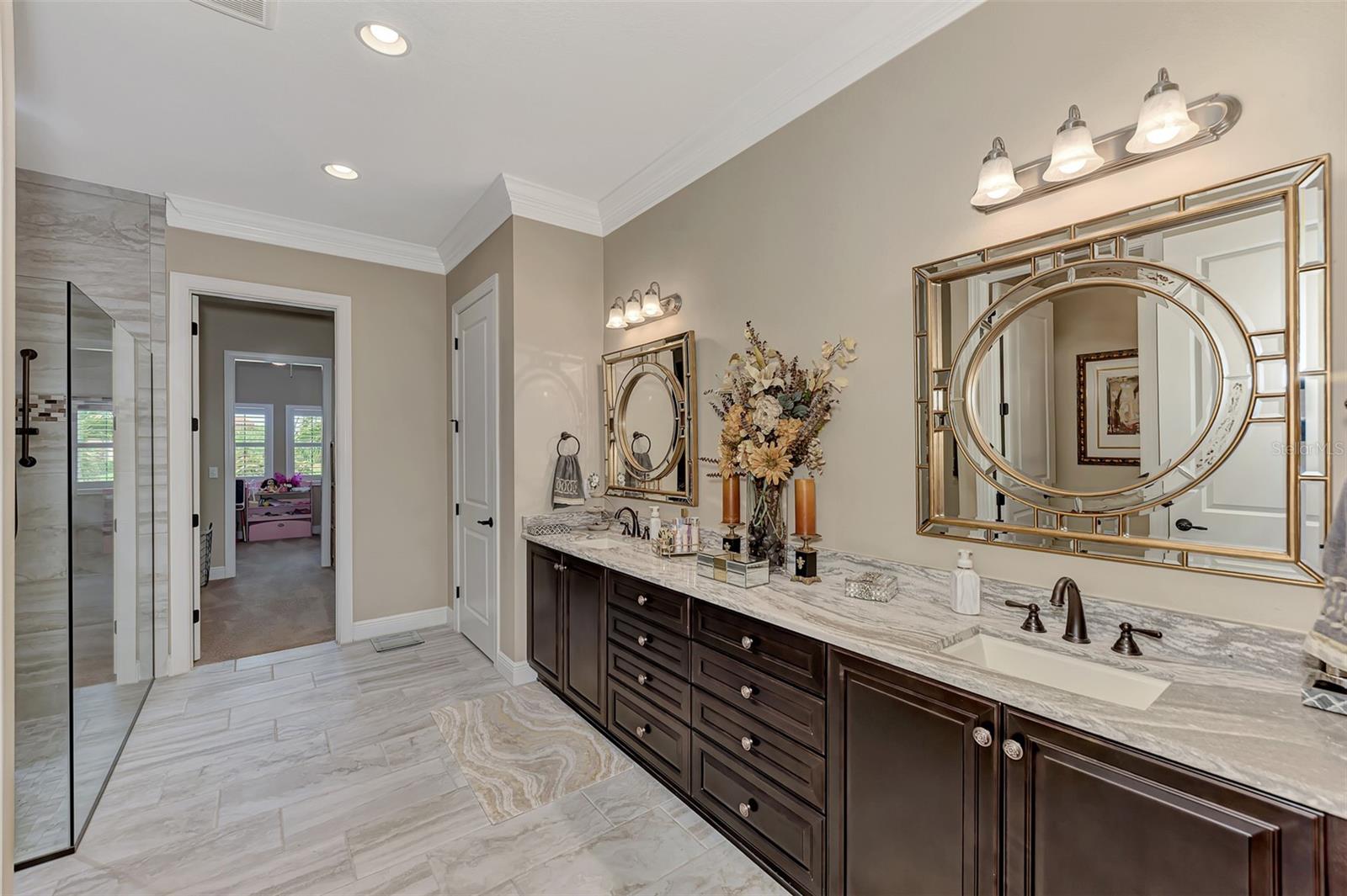 10965 BULLRUSH DR — photo 33