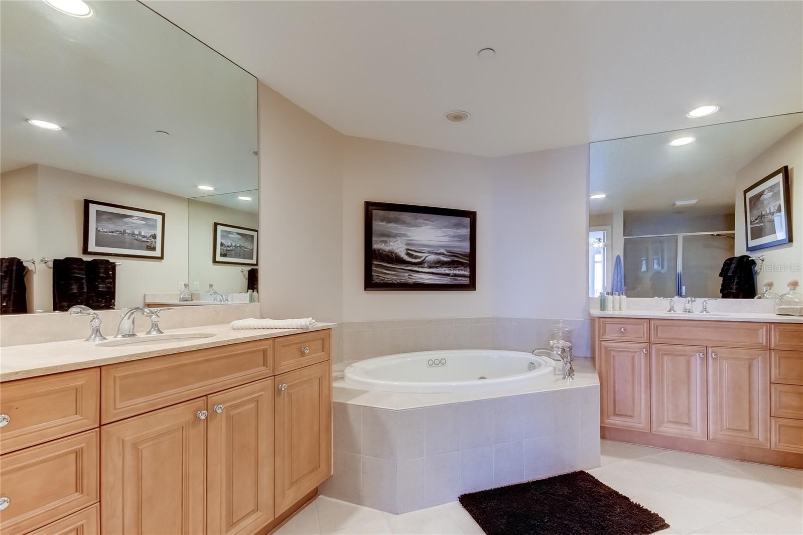 521 MANDALAY AVE #1109 — photo 12