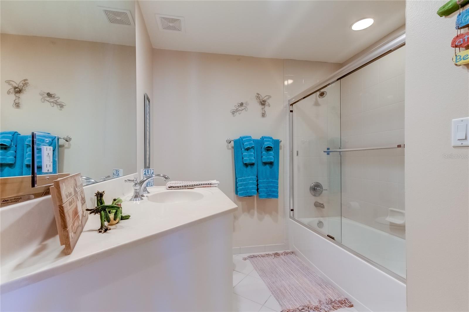 521 MANDALAY AVE #1109 — photo 19