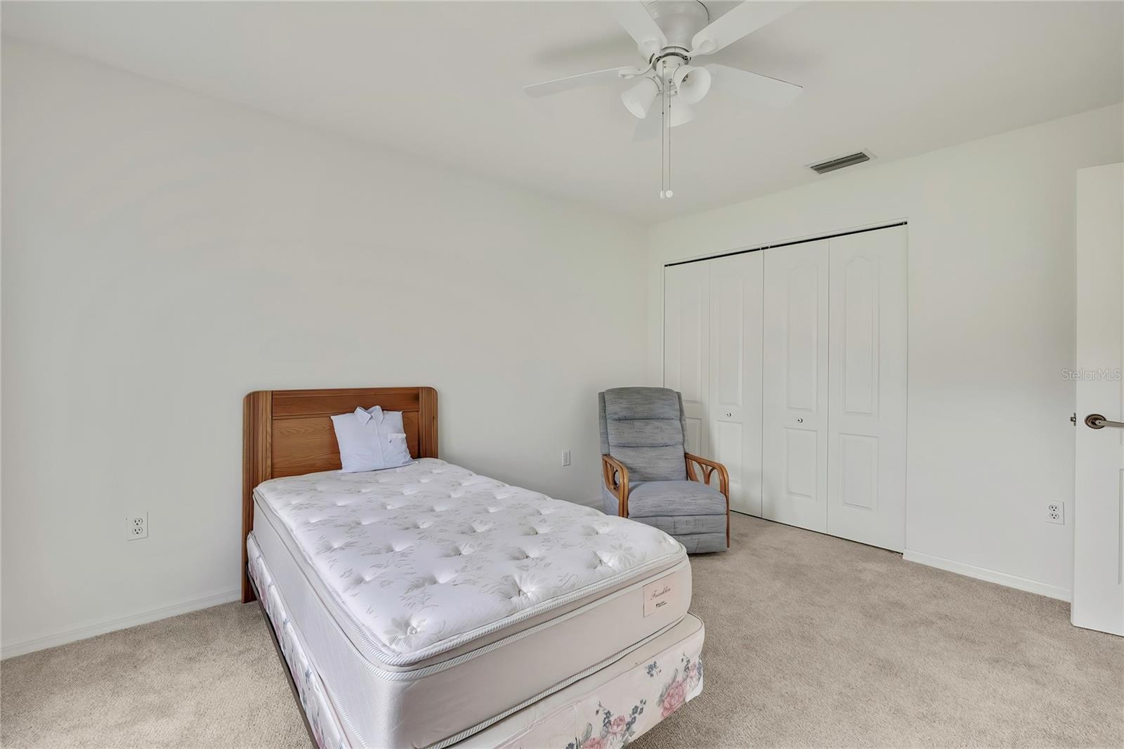 11203 SUN TREE RD — photo 20