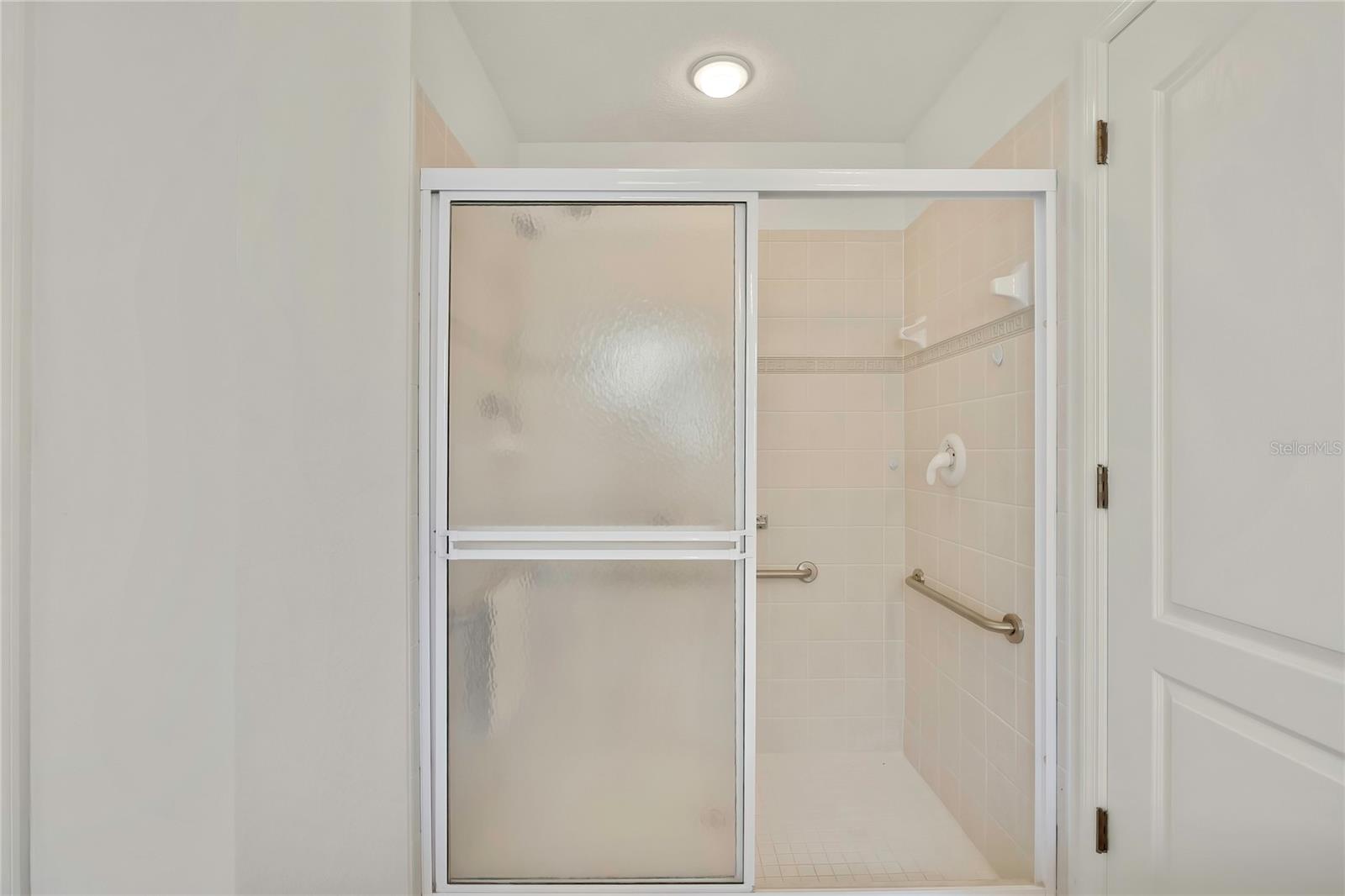 11203 SUN TREE RD — photo 31