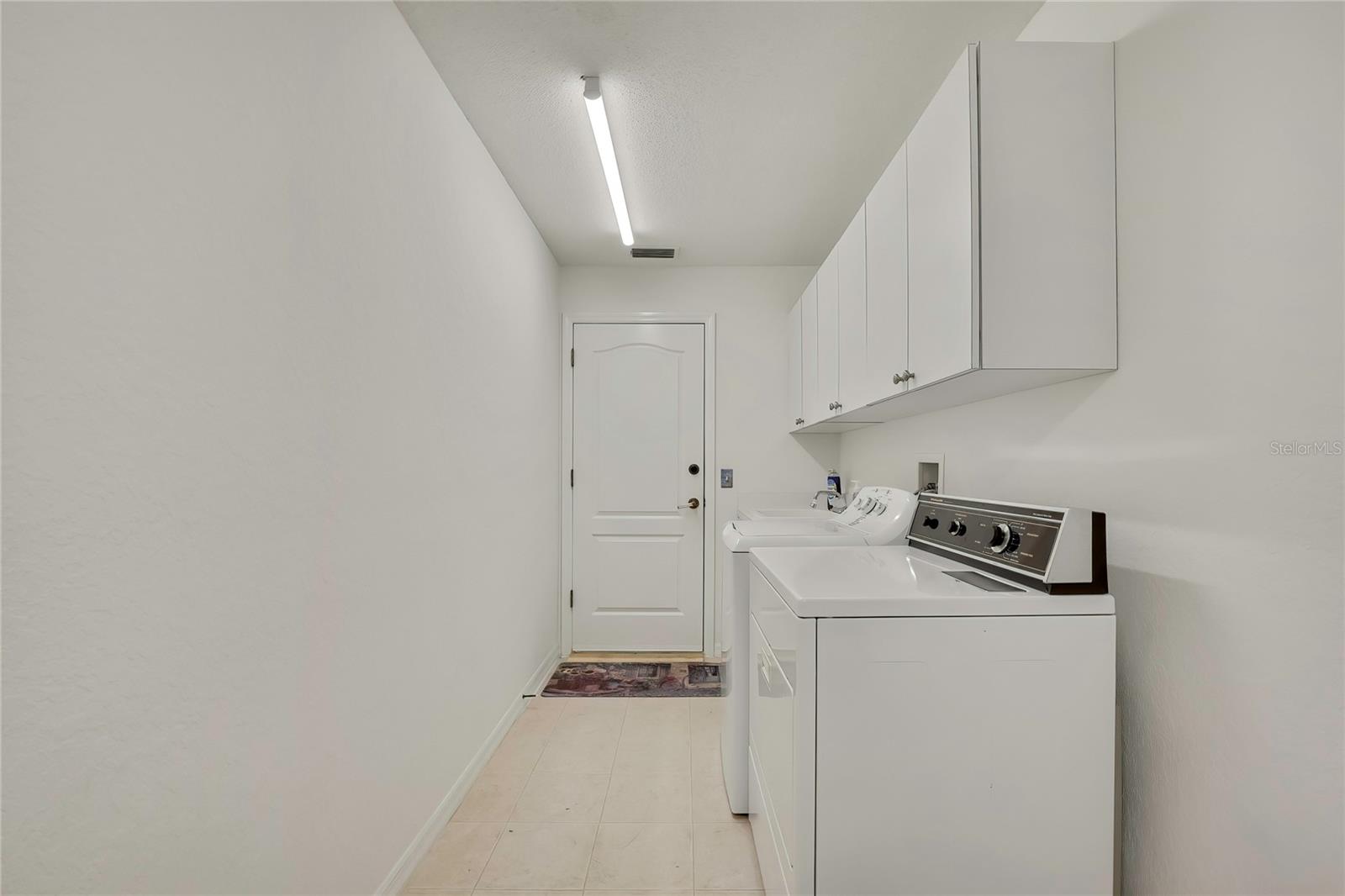 11203 SUN TREE RD — photo 23