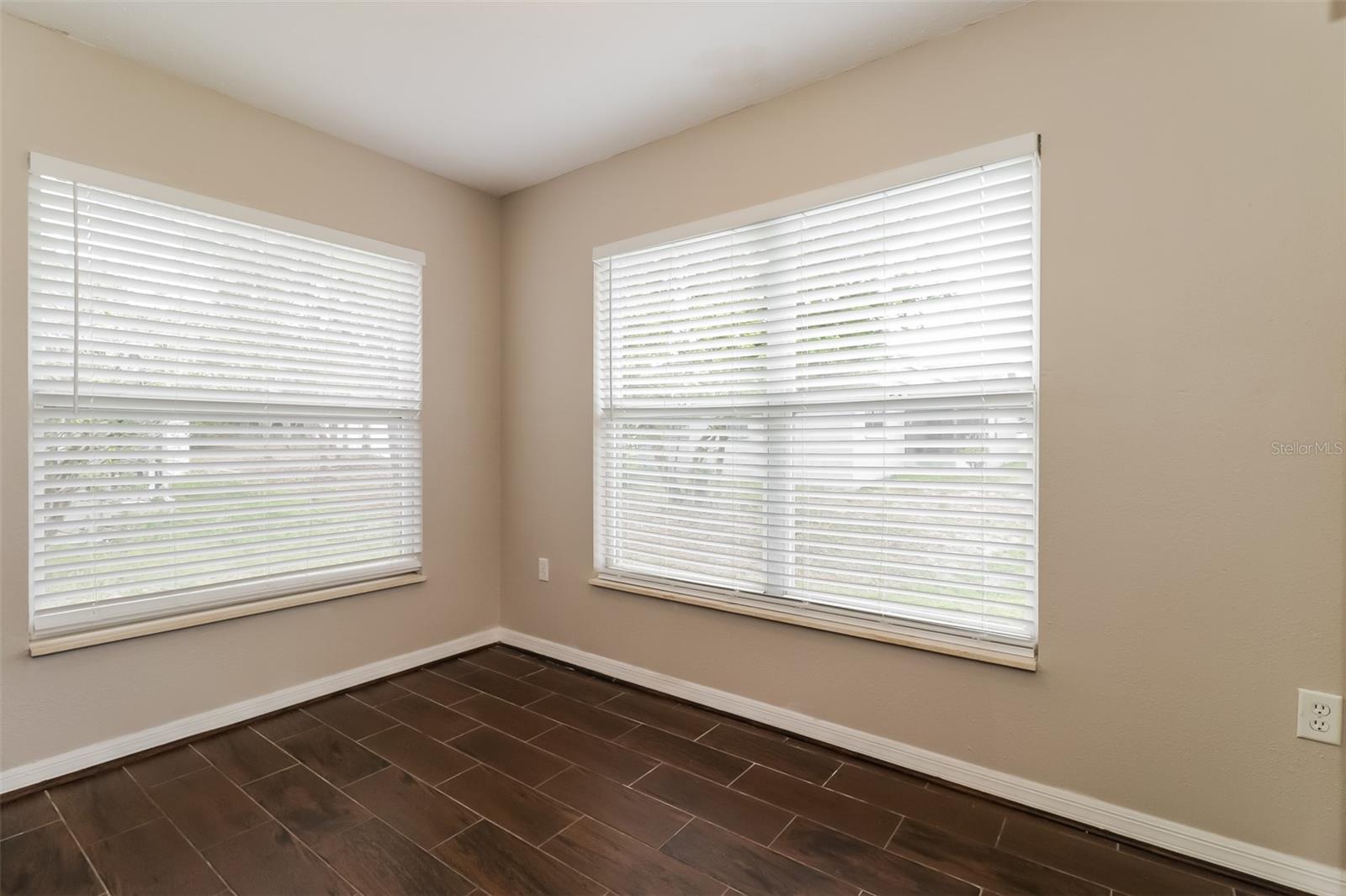 10832 NEW BRIGHTON CT — photo 6