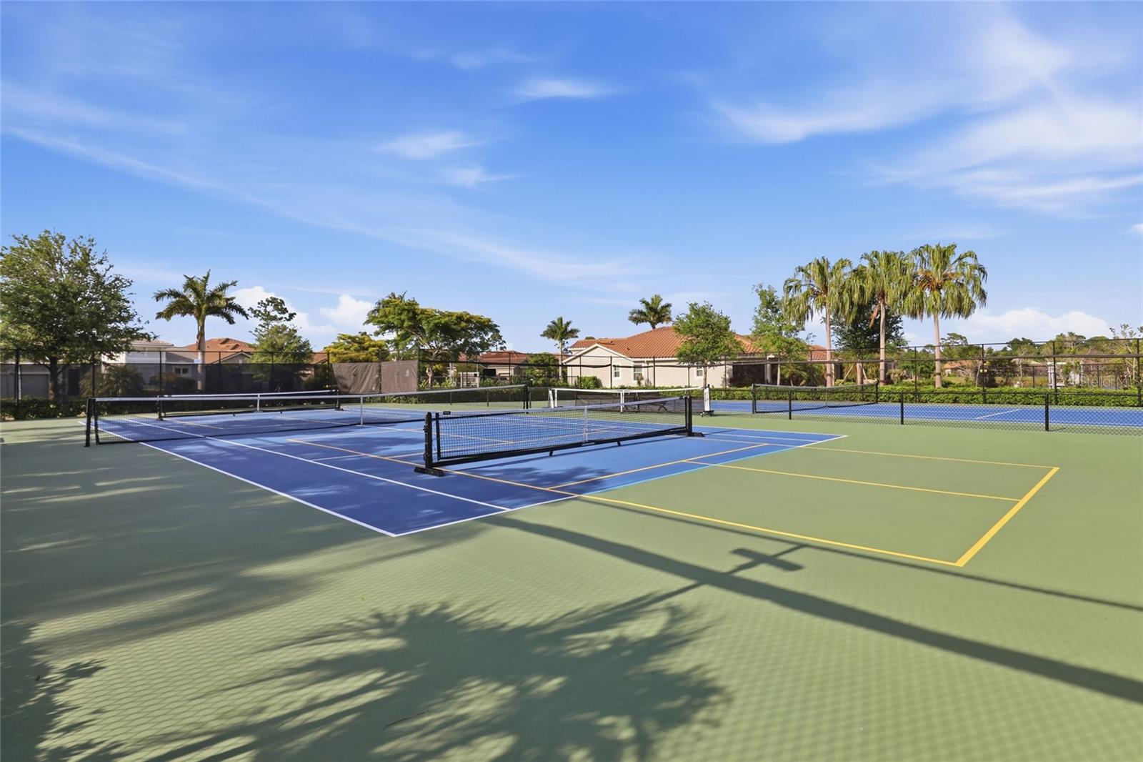 11929 TAPESTRY LN — photo 35