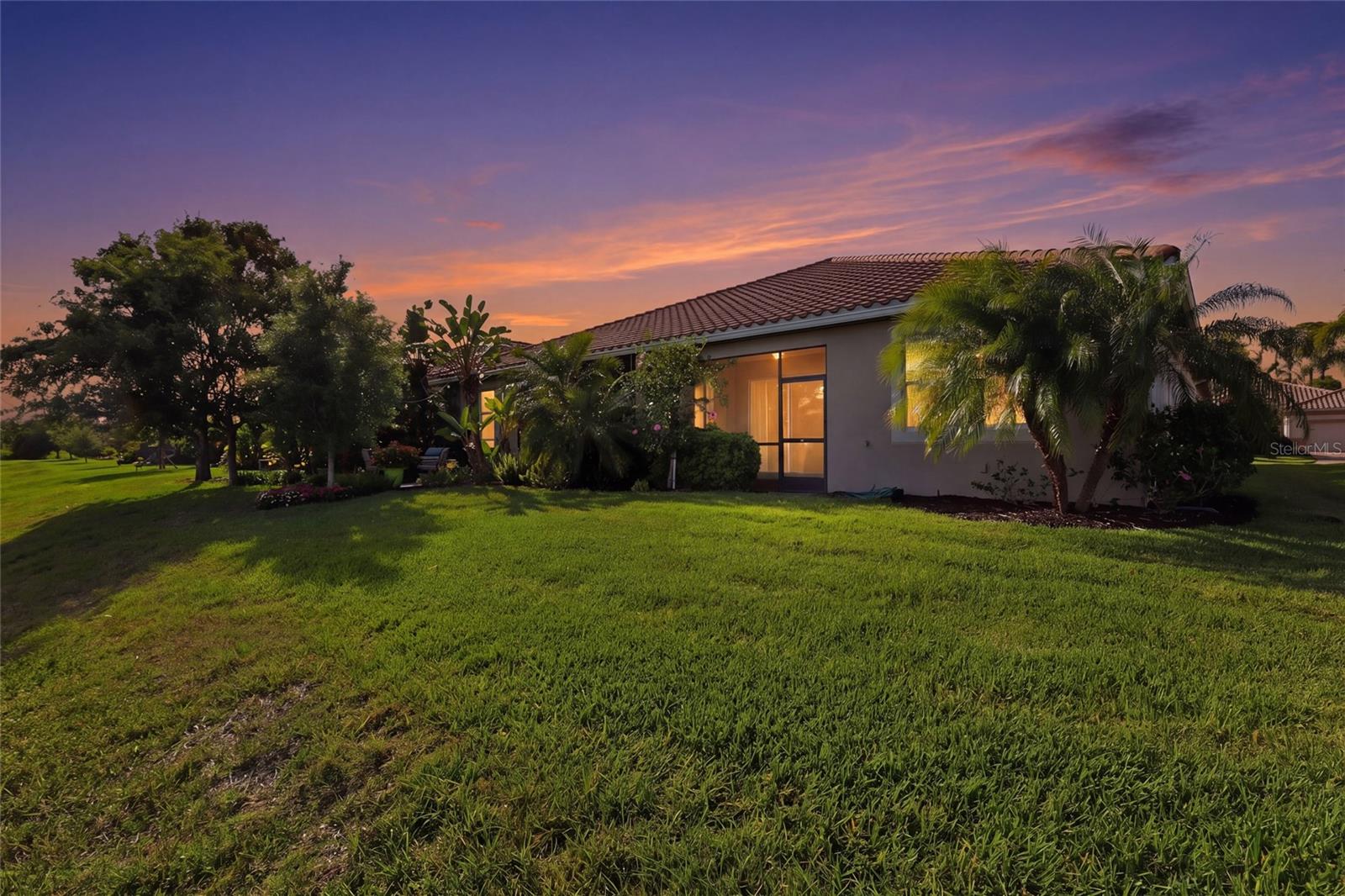 11929 TAPESTRY LN — photo 45