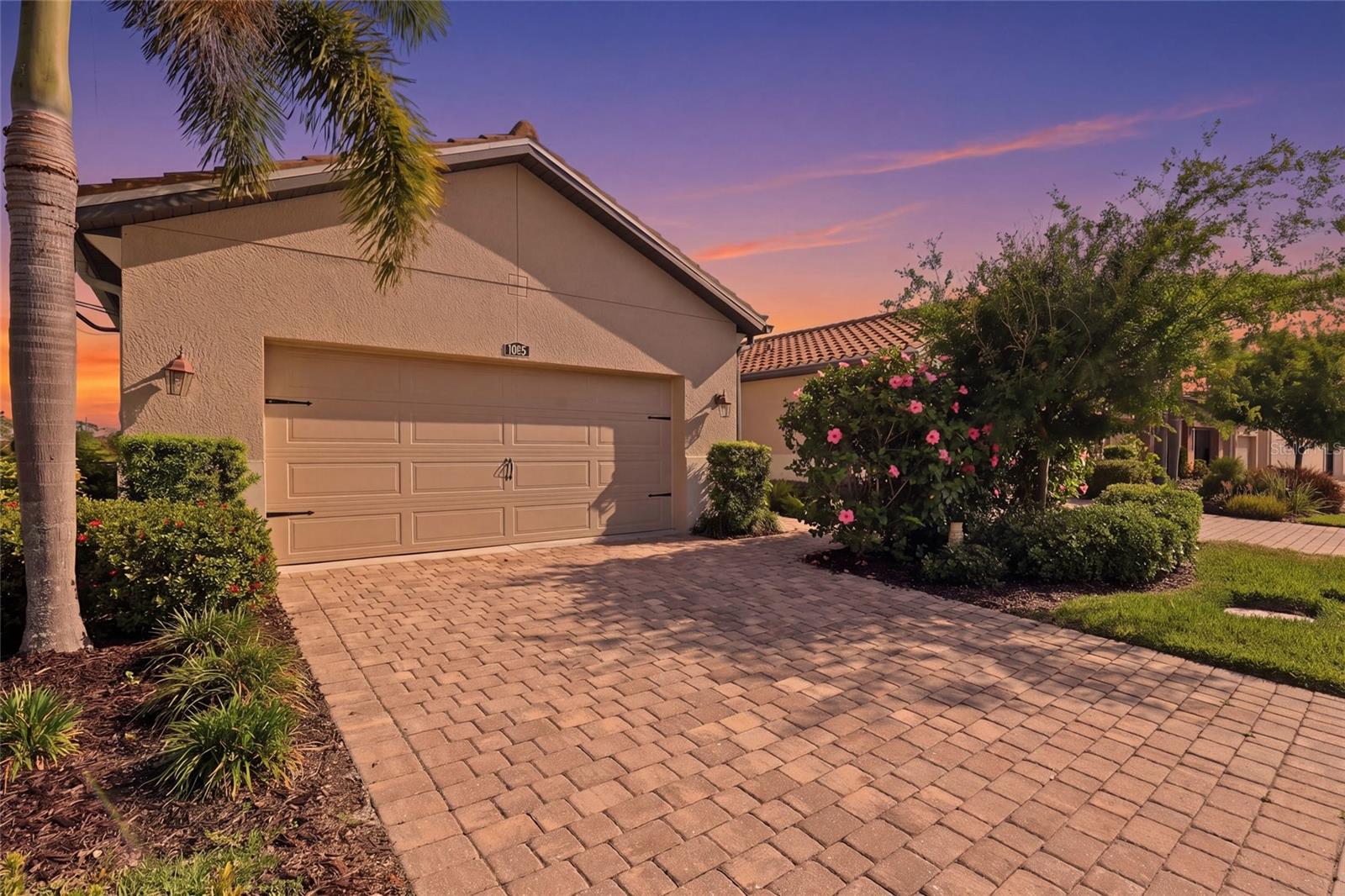 11929 TAPESTRY LN — photo 44