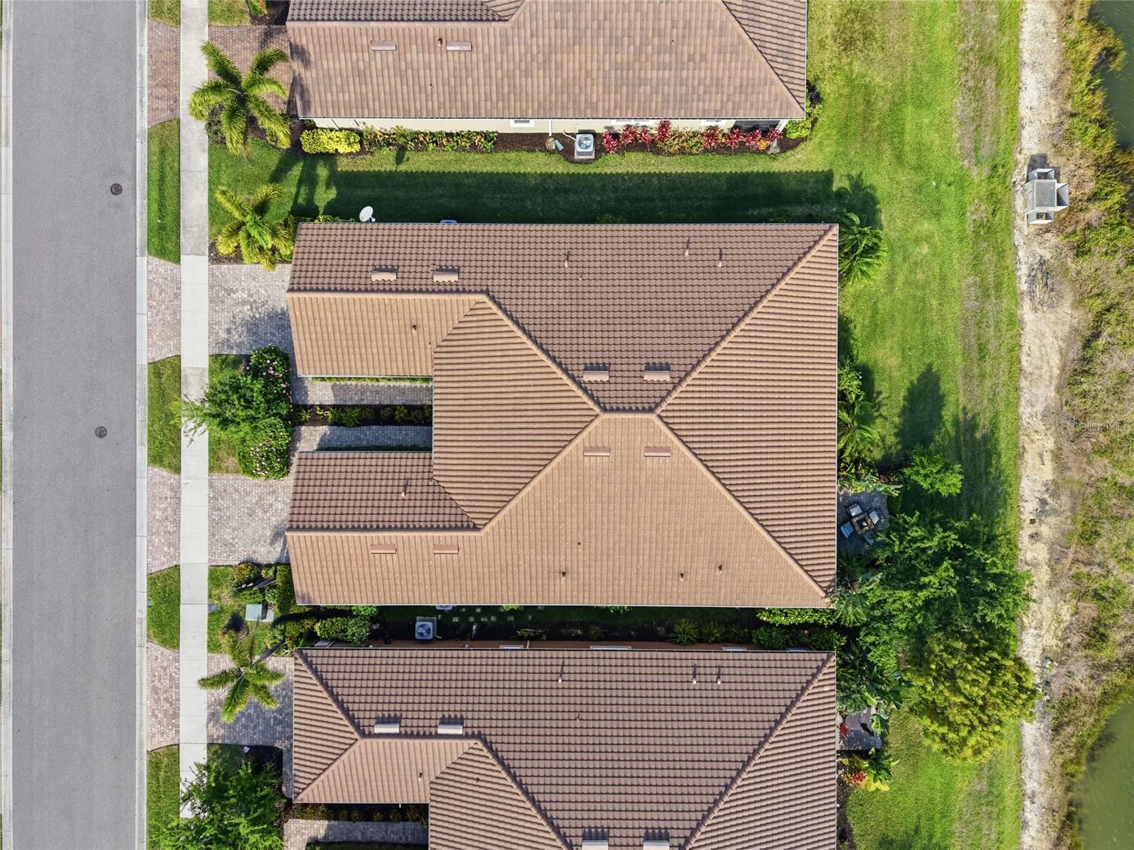 11929 TAPESTRY LN — photo 40
