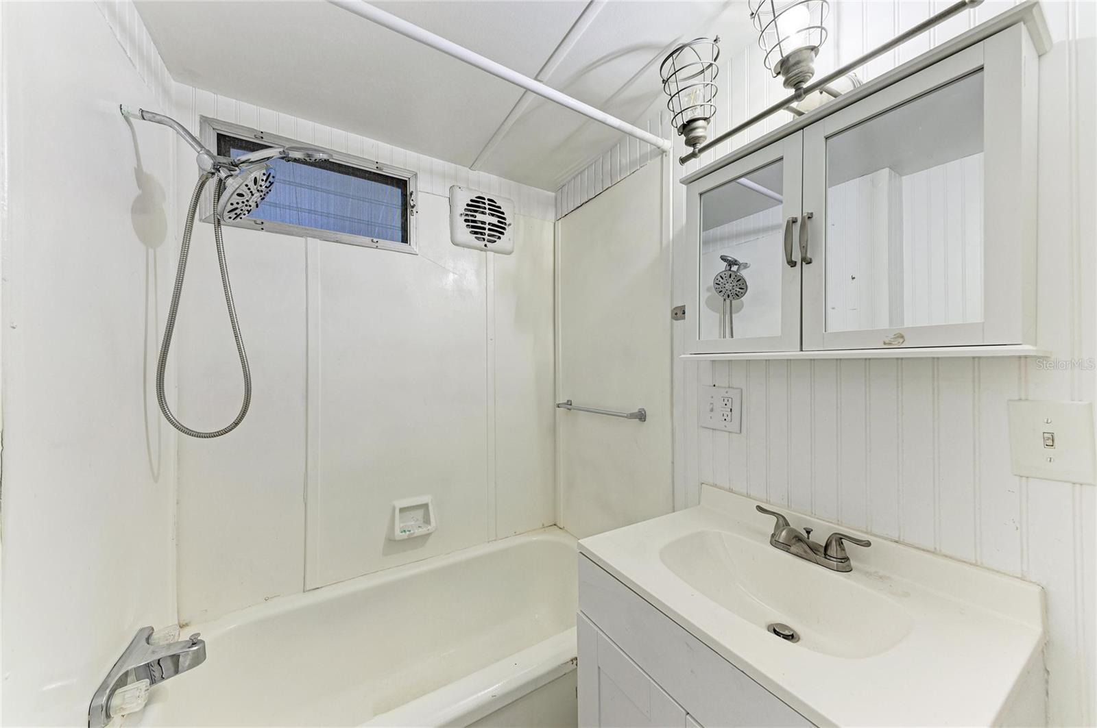 709 50TH AVENUE TER W — photo 21