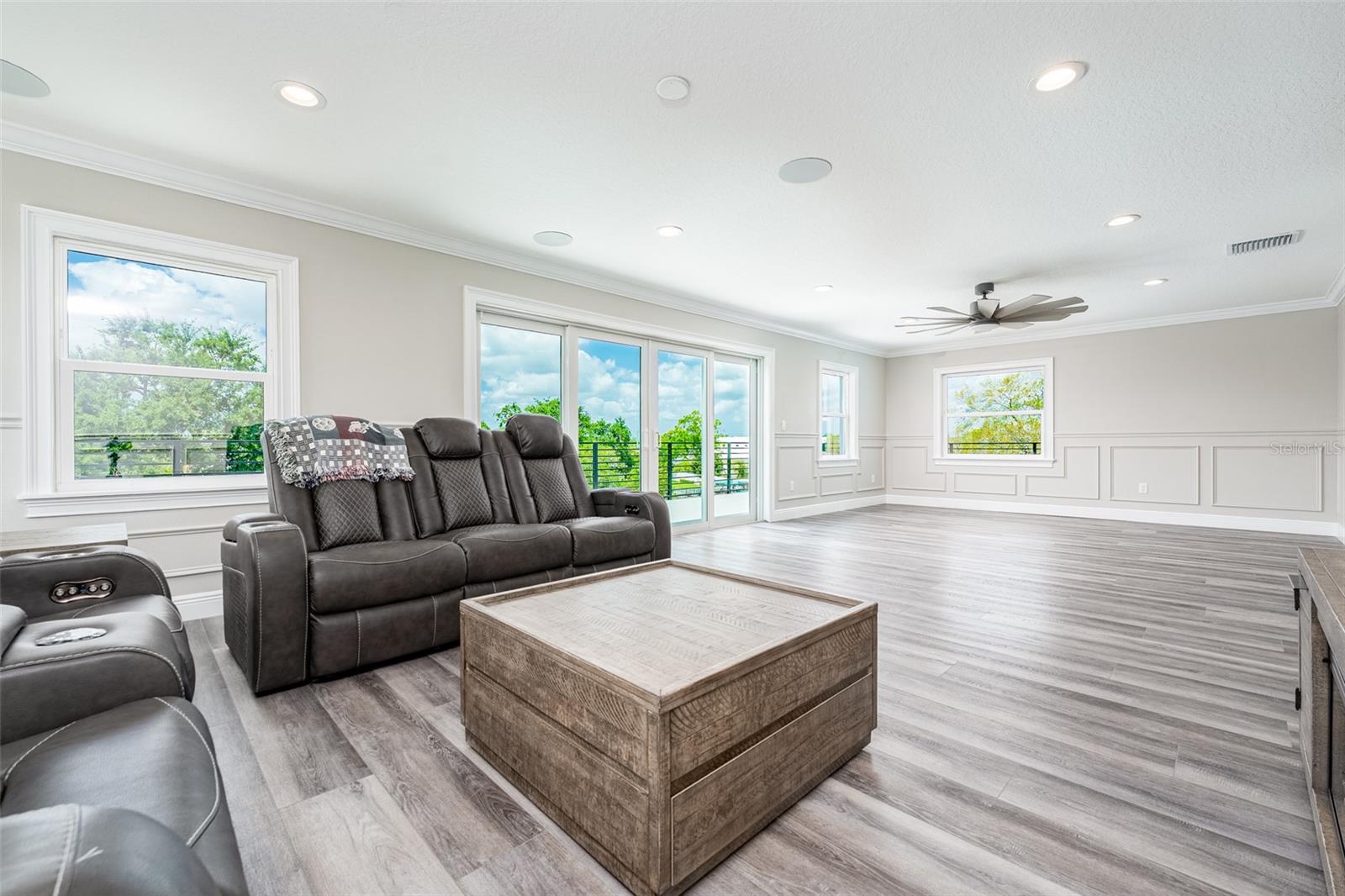 8717 DRIFTWOOD DR — photo 29