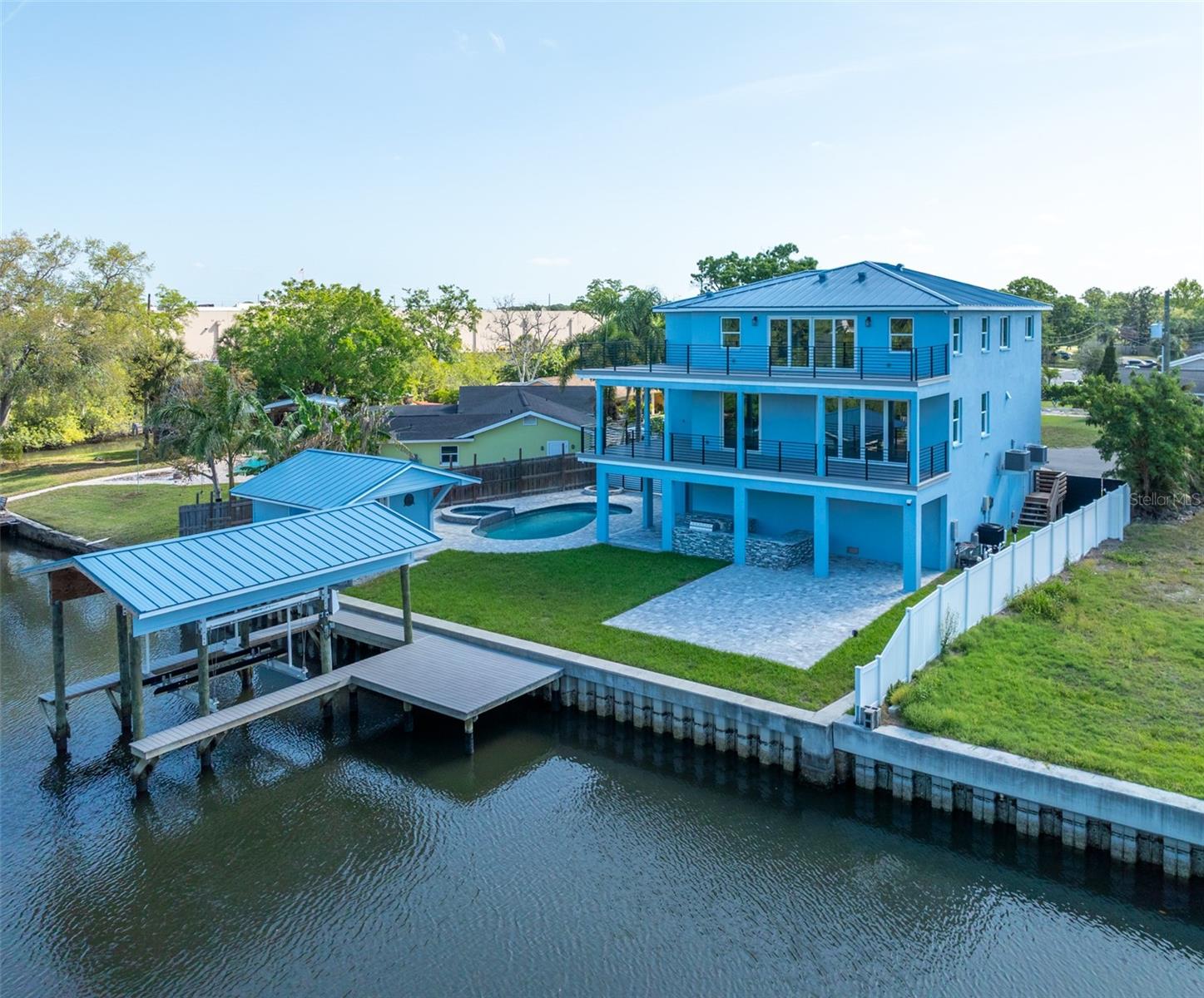 8717 DRIFTWOOD DR — photo 86