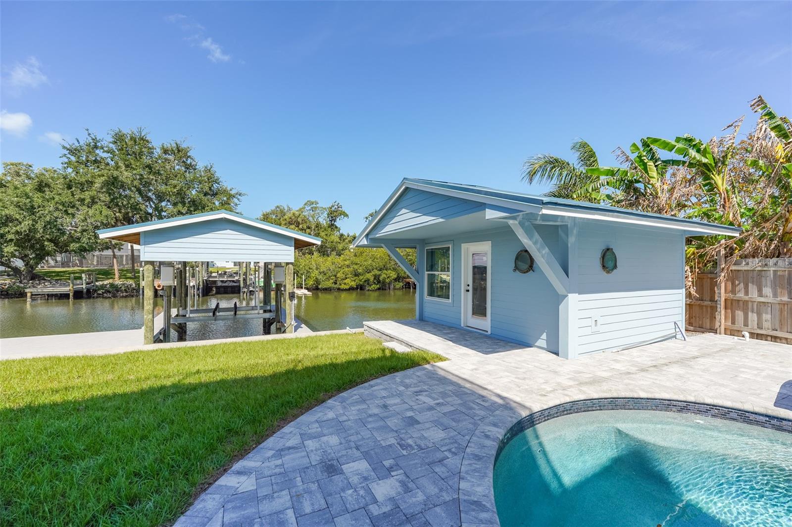 8717 DRIFTWOOD DR — photo 61