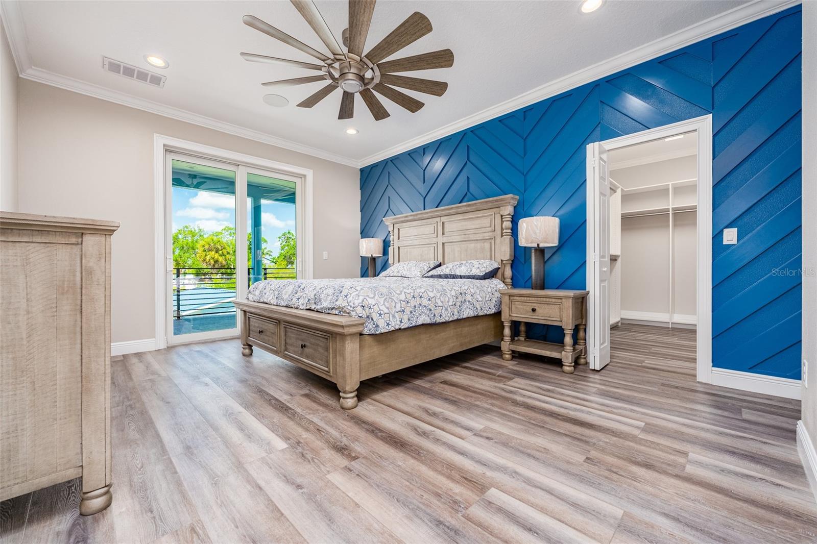 8717 DRIFTWOOD DR — photo 18