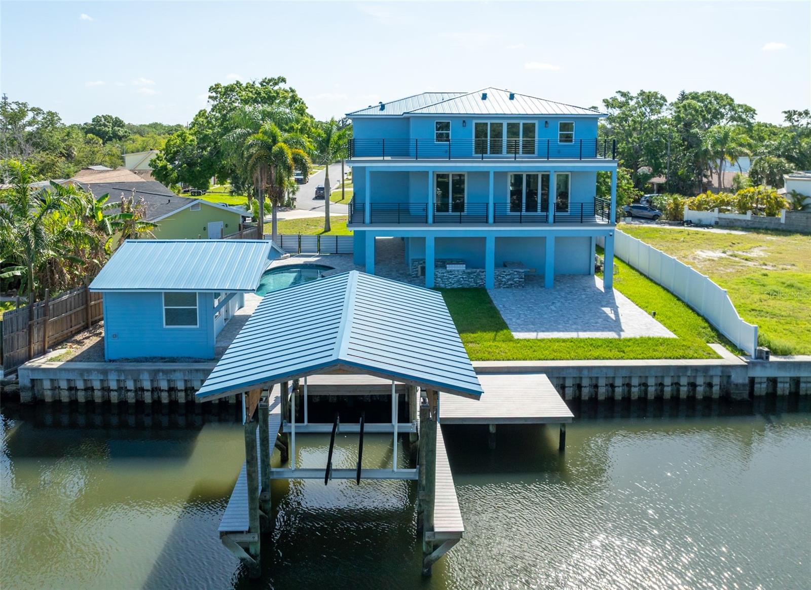 8717 DRIFTWOOD DR — photo 82