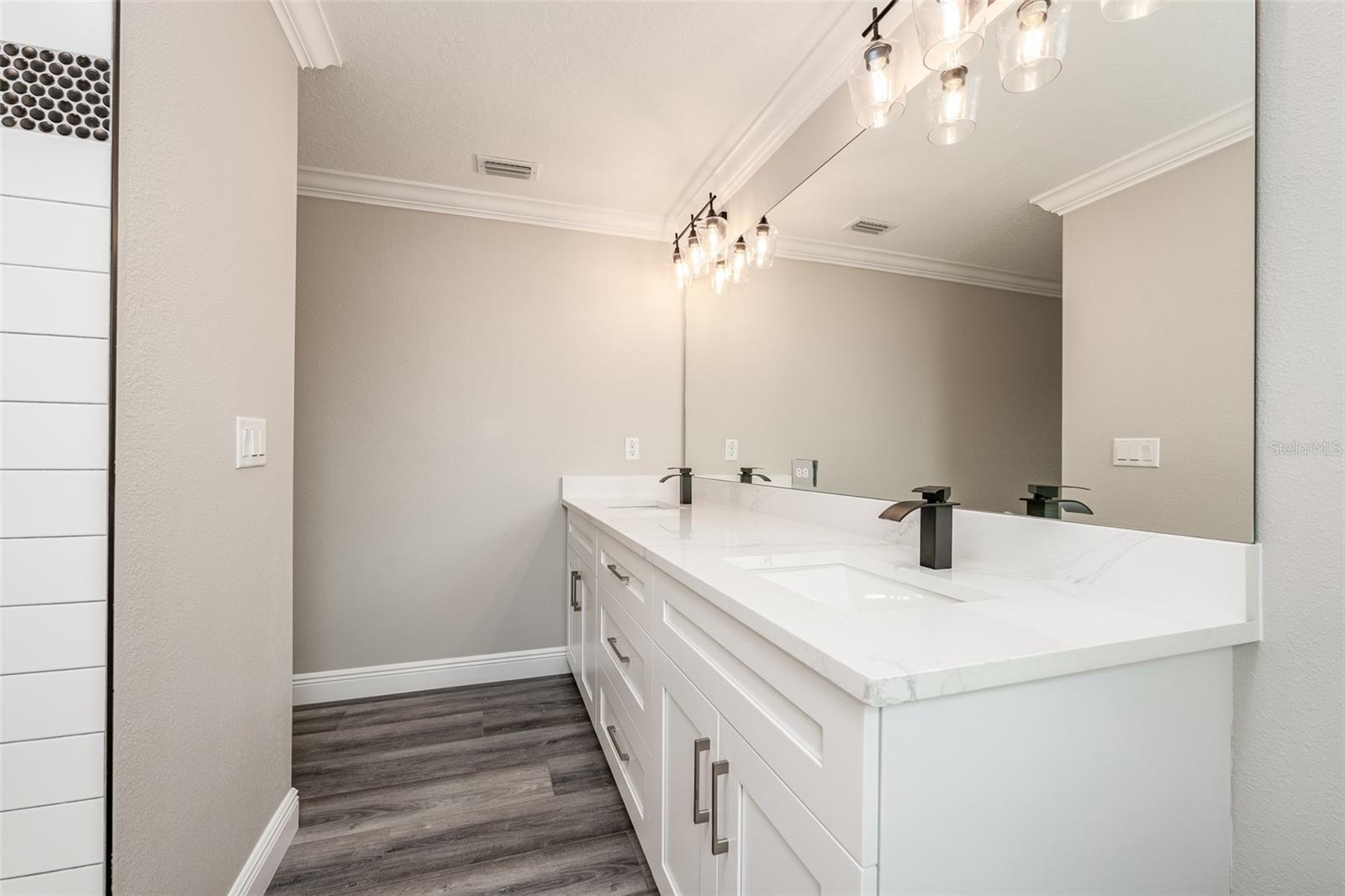 8717 DRIFTWOOD DR — photo 47