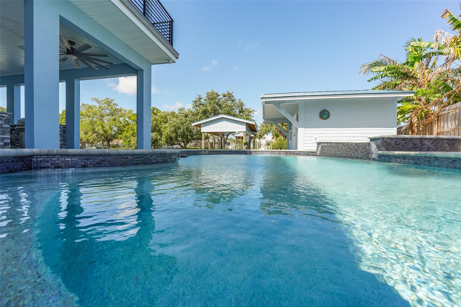 8717 DRIFTWOOD DR — photo 81