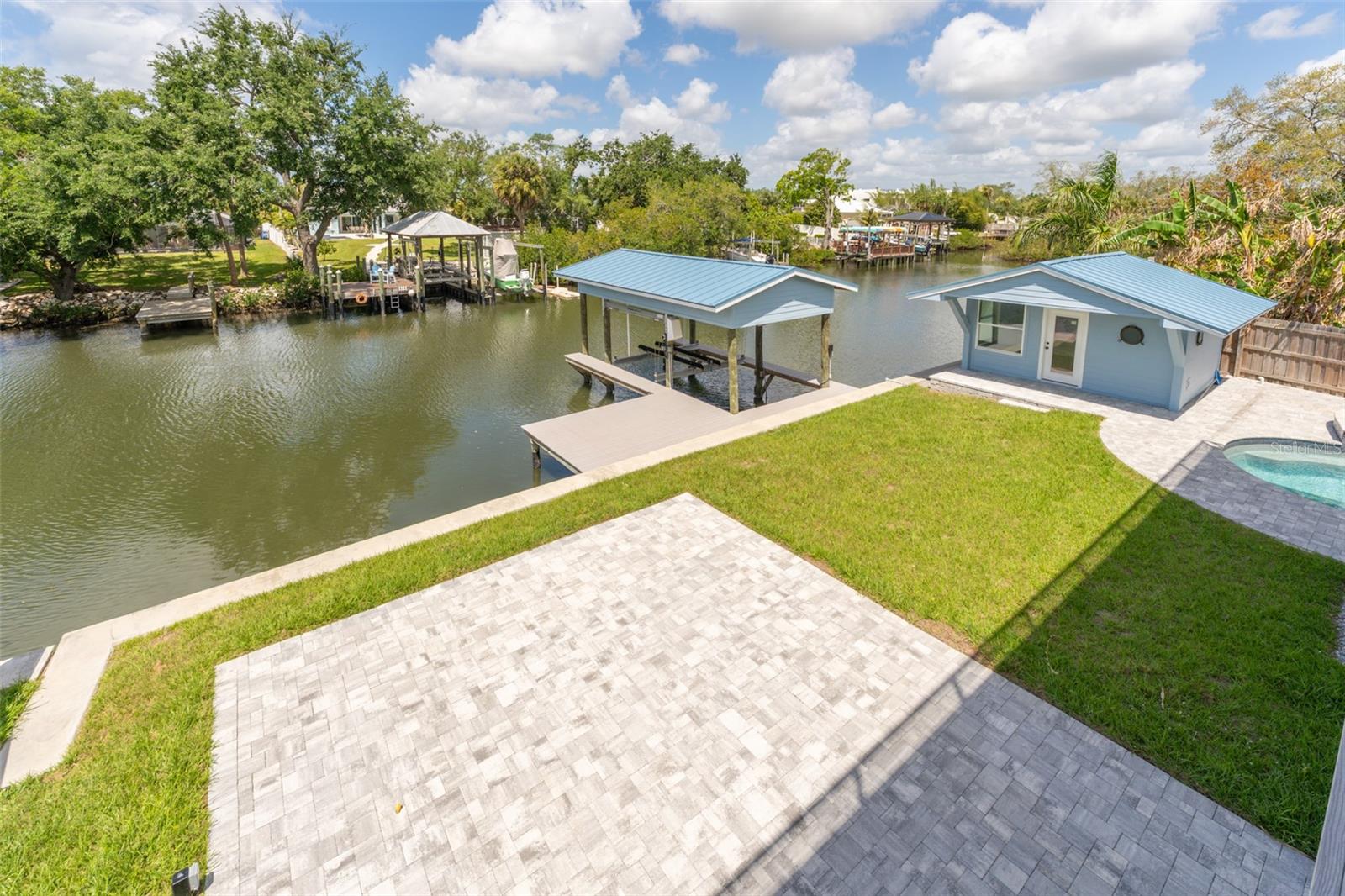 8717 DRIFTWOOD DR — photo 79