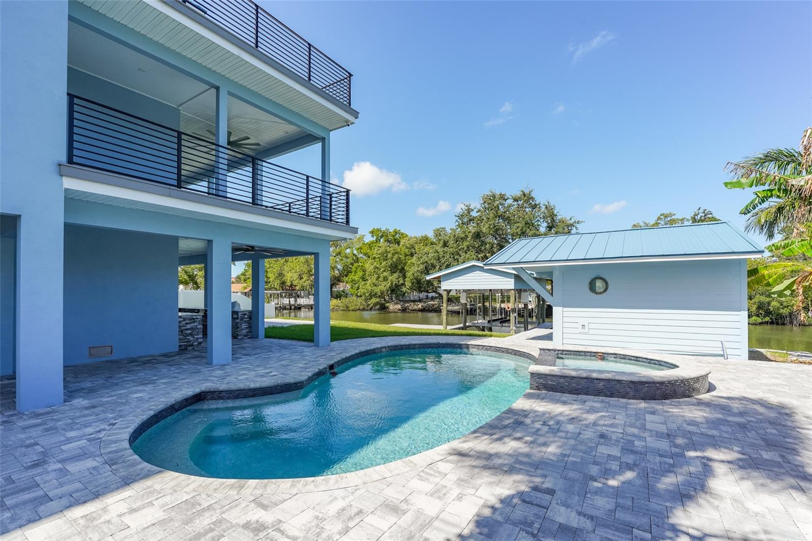8717 DRIFTWOOD DR — photo 65