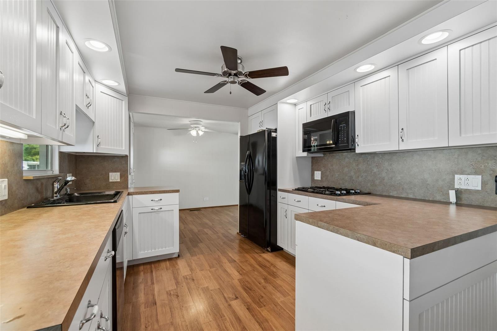 12651 SEMINOLE BLVD #15I — photo 7