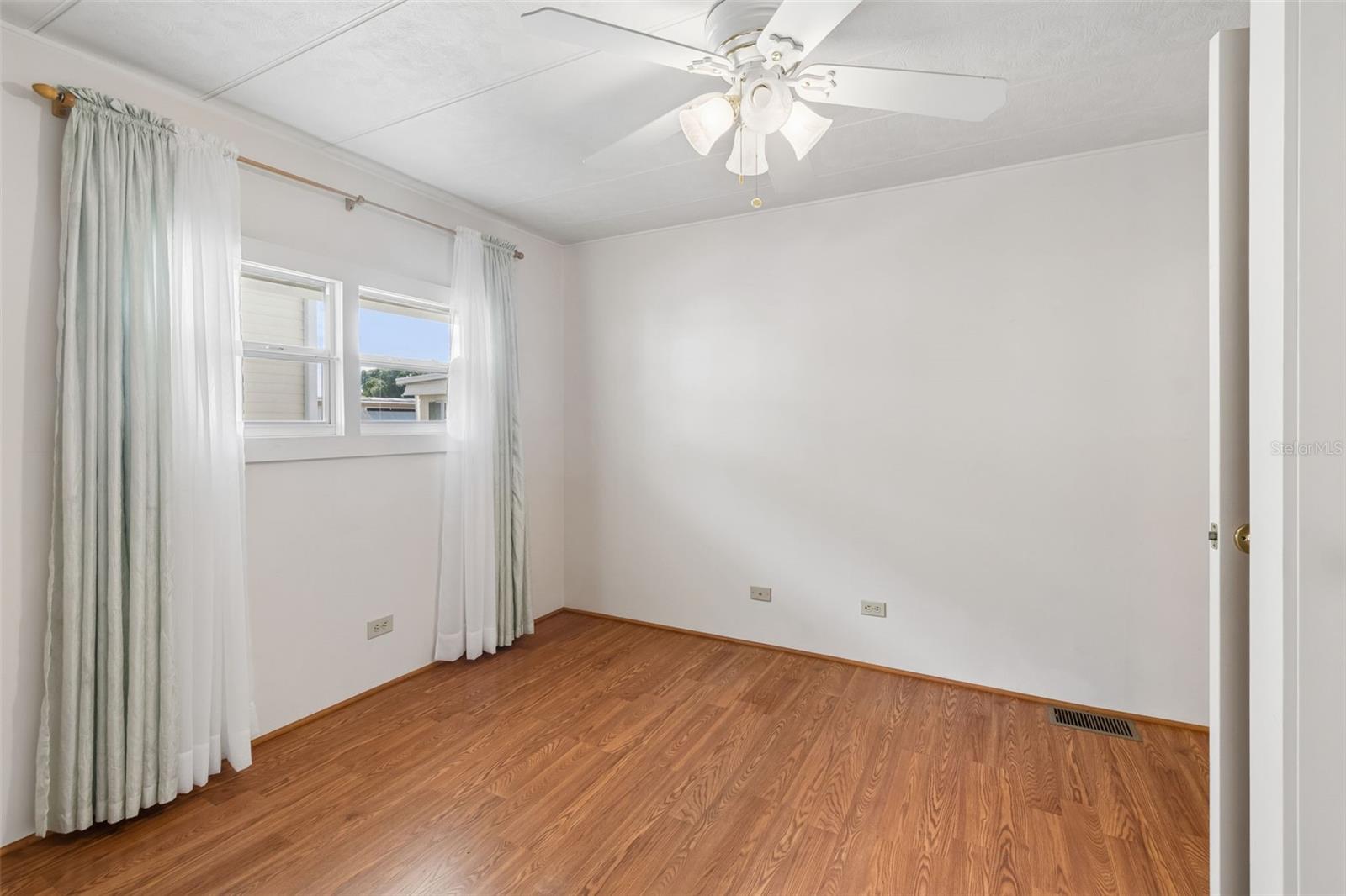 12651 SEMINOLE BLVD #15I — photo 33