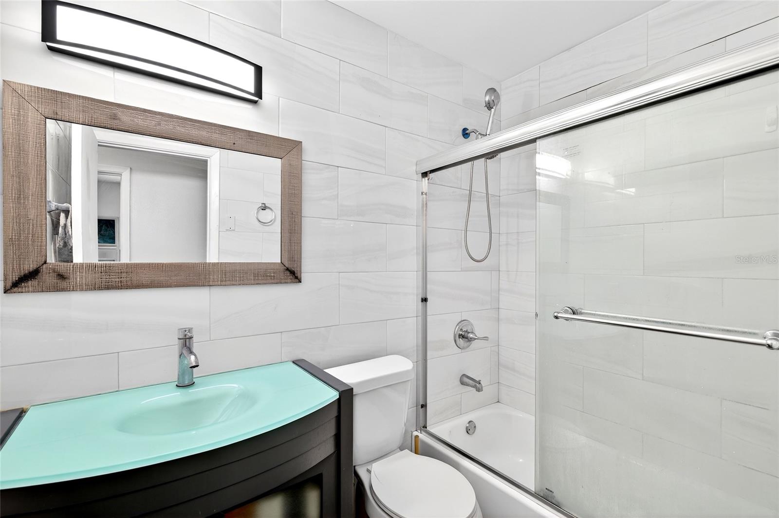 1565 S EVERGREEN AVE — photo 16