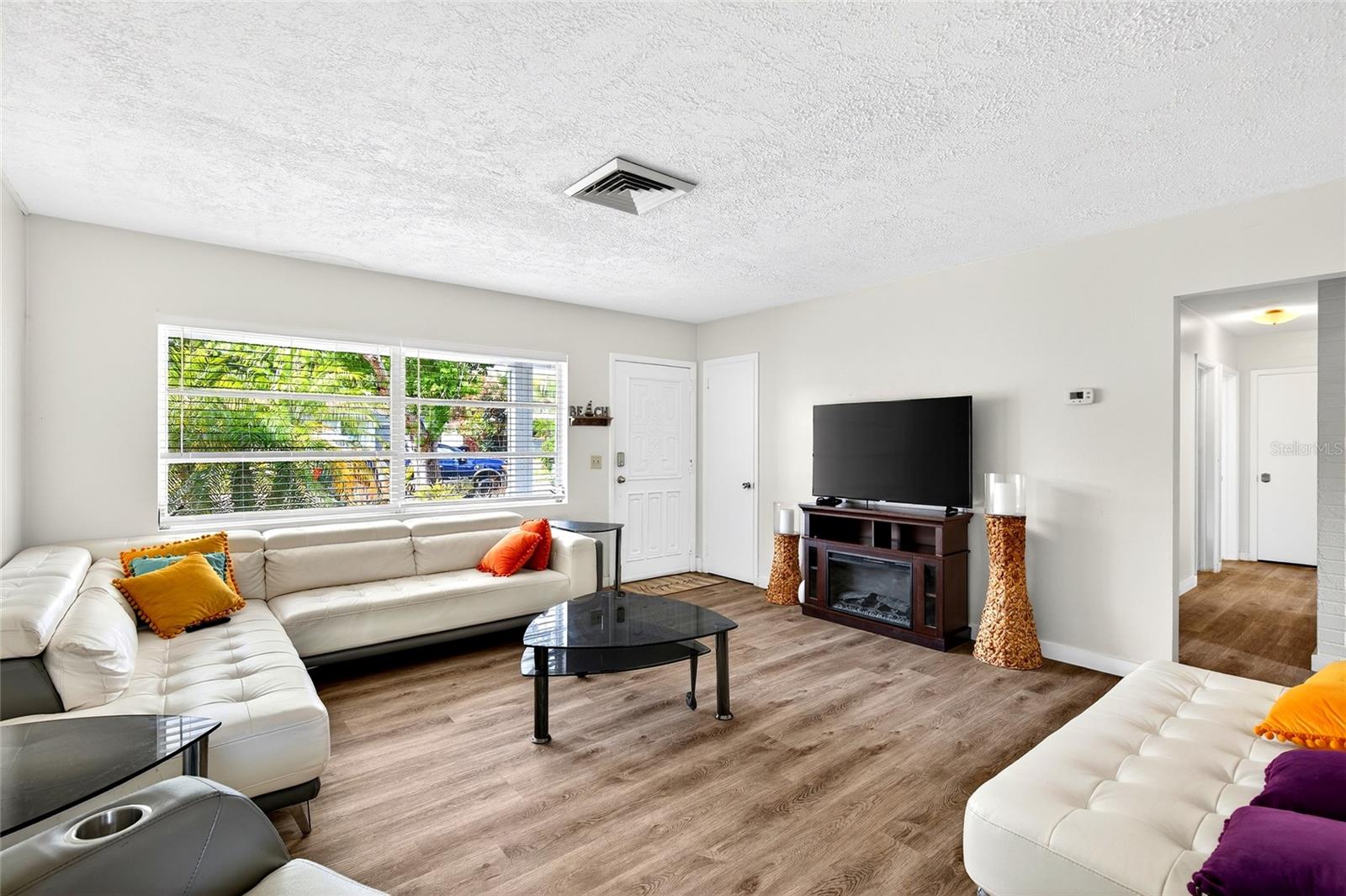 1565 S EVERGREEN AVE — photo 5