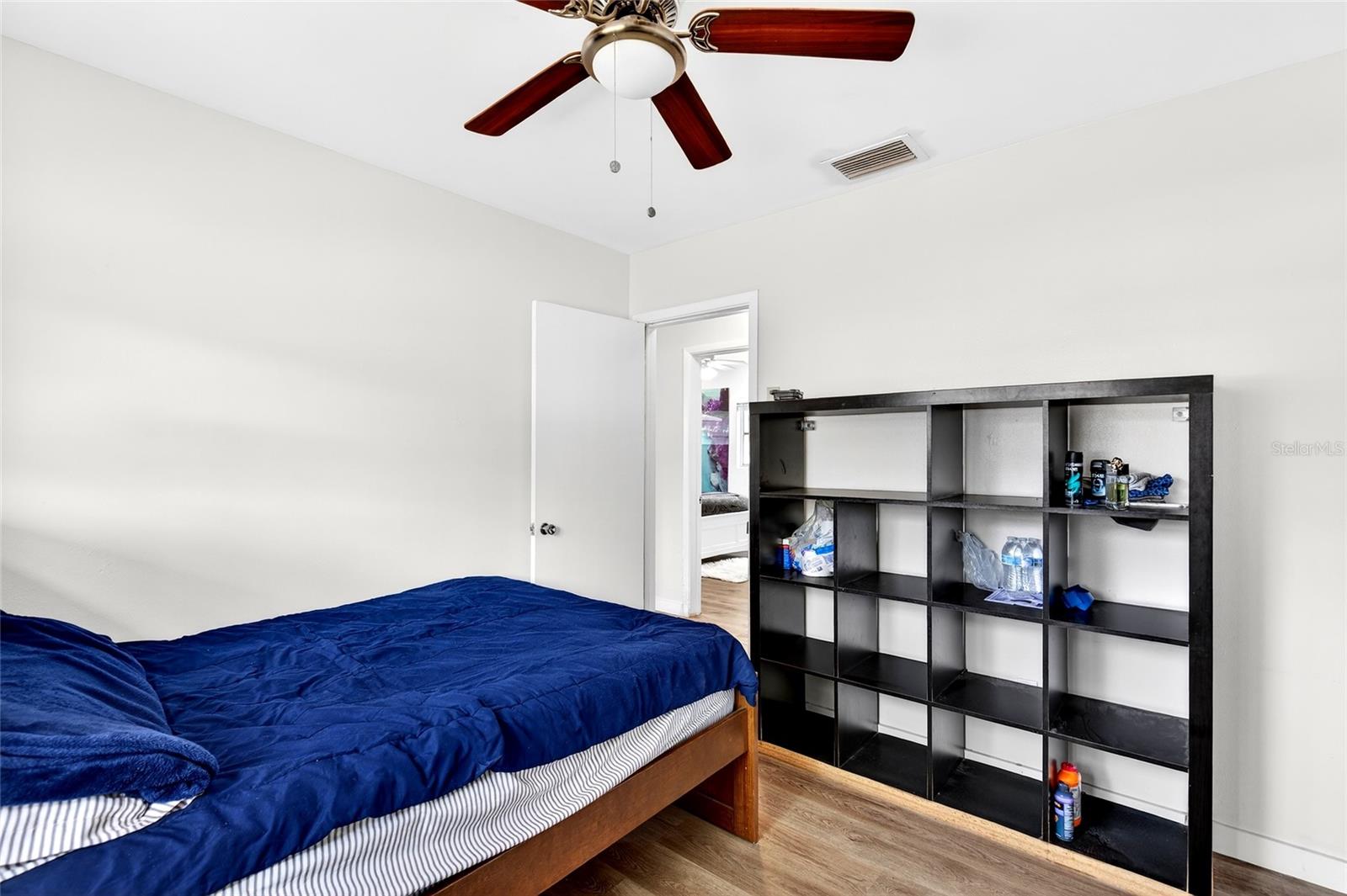 1565 S EVERGREEN AVE — photo 15